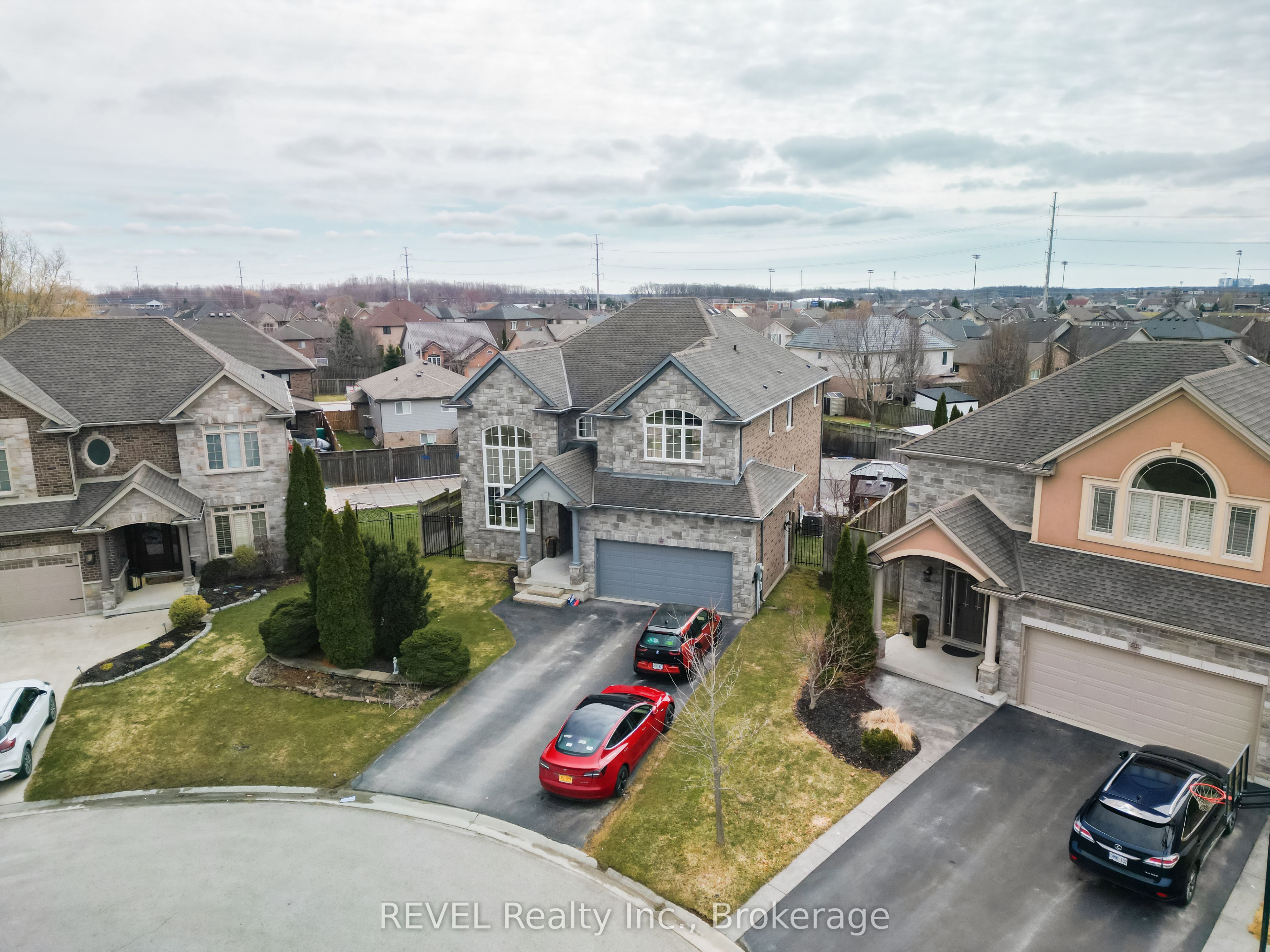 Additional image 3 of 6600 Richard Crescent, Niagara Falls, ON, L2H 0A9