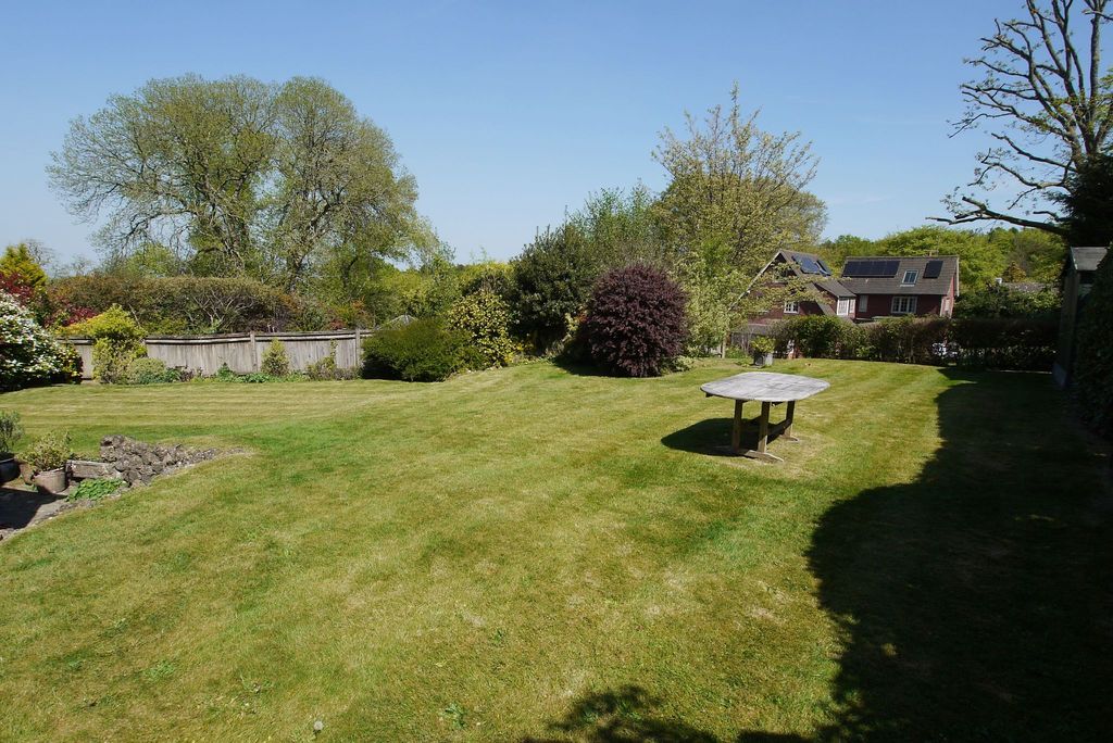 Additional image 10 of 4 bed semi-detached house for saleBrasted Chart, Westerham TN16