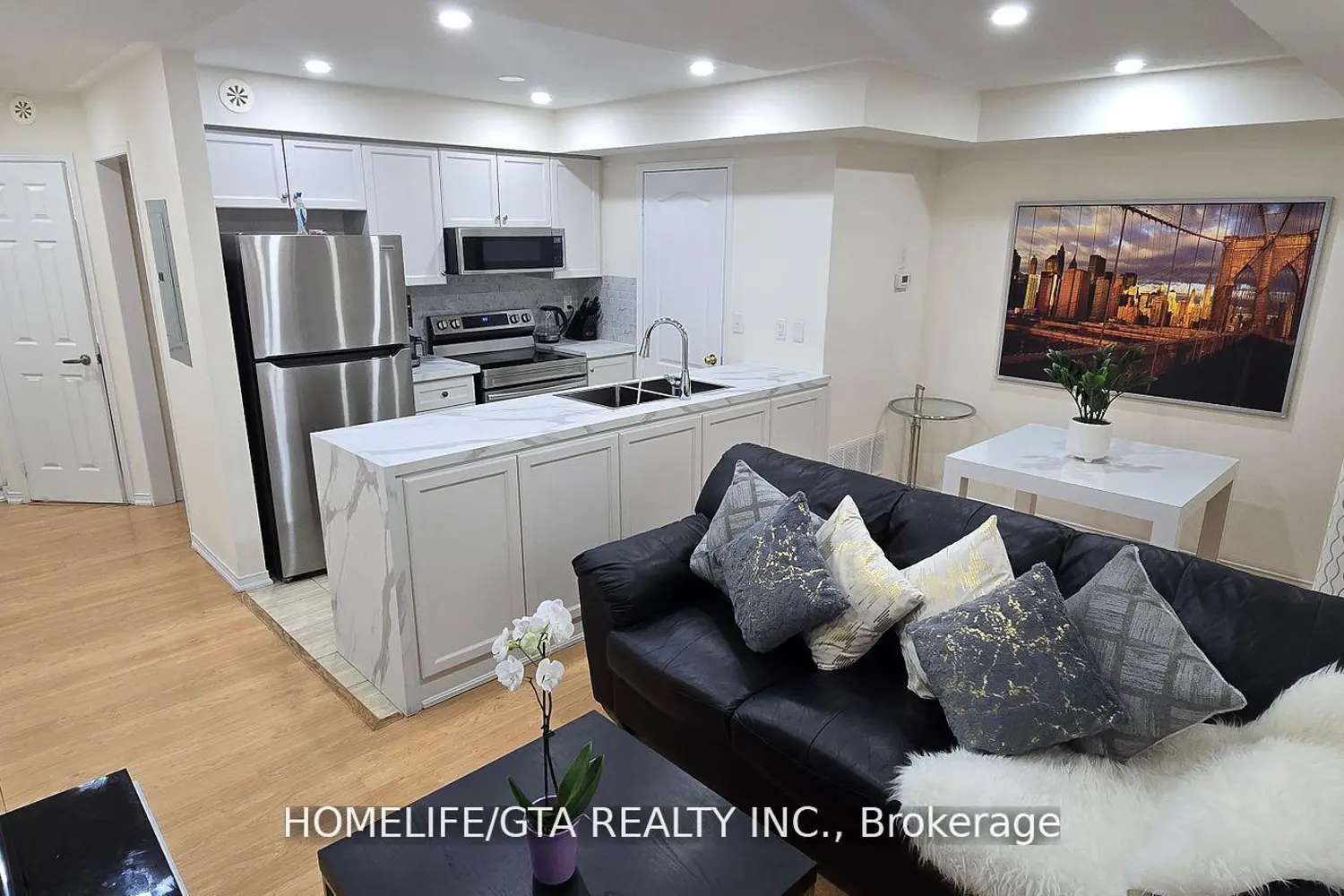 157 Isaac Devins Boulevard 3