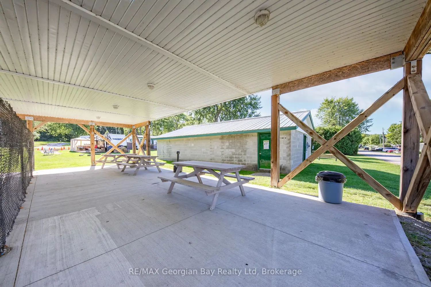 Additional image 20 of 3 Lakeshore Road