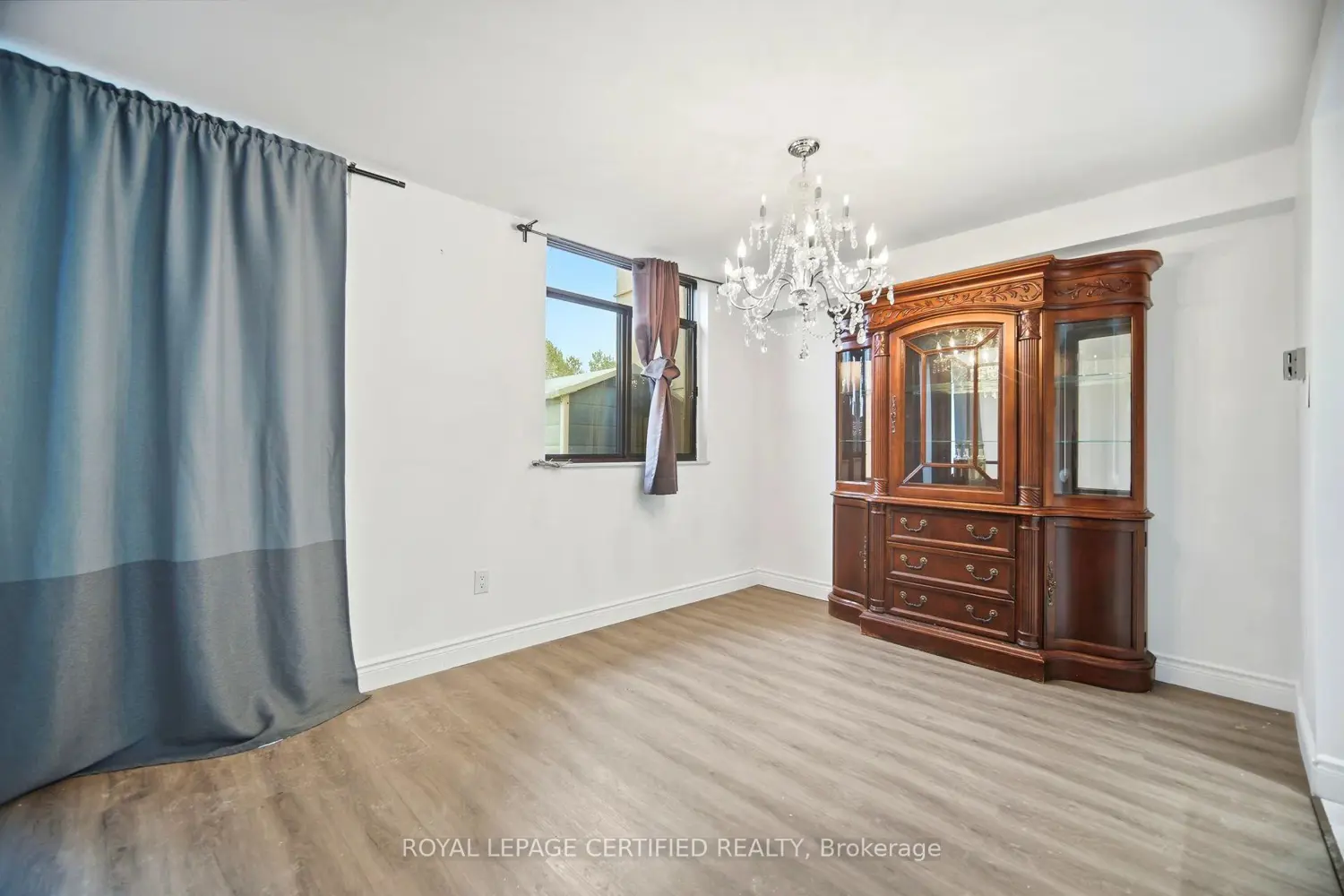 Additional image 14 of 2645 Jane Street 112