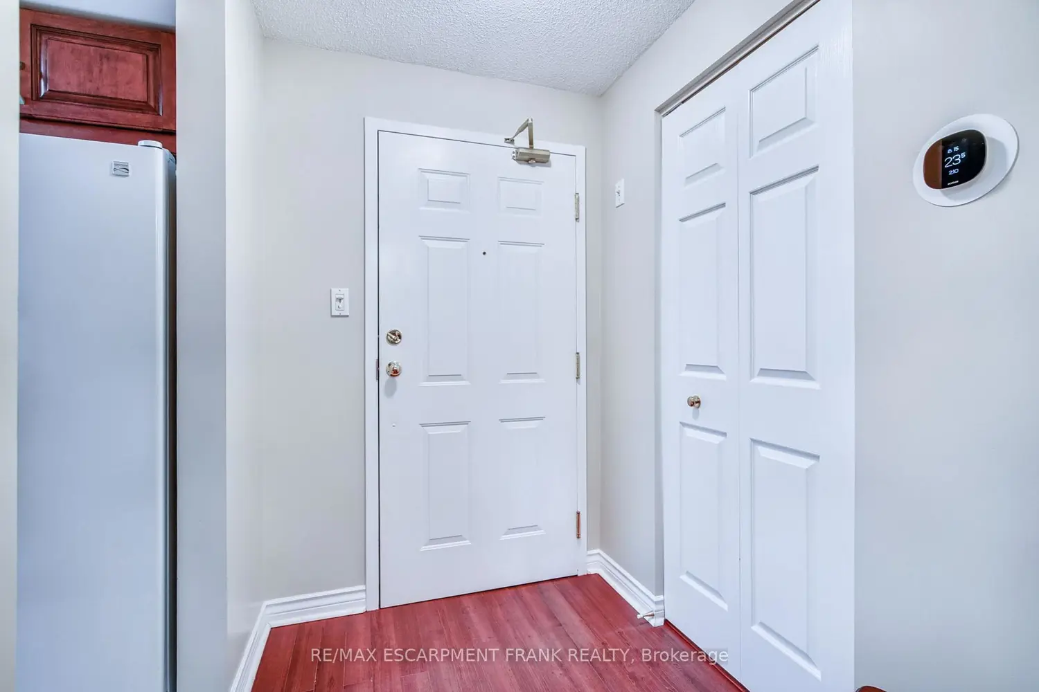 Additional image 5 of 970 Golf Links Road 205