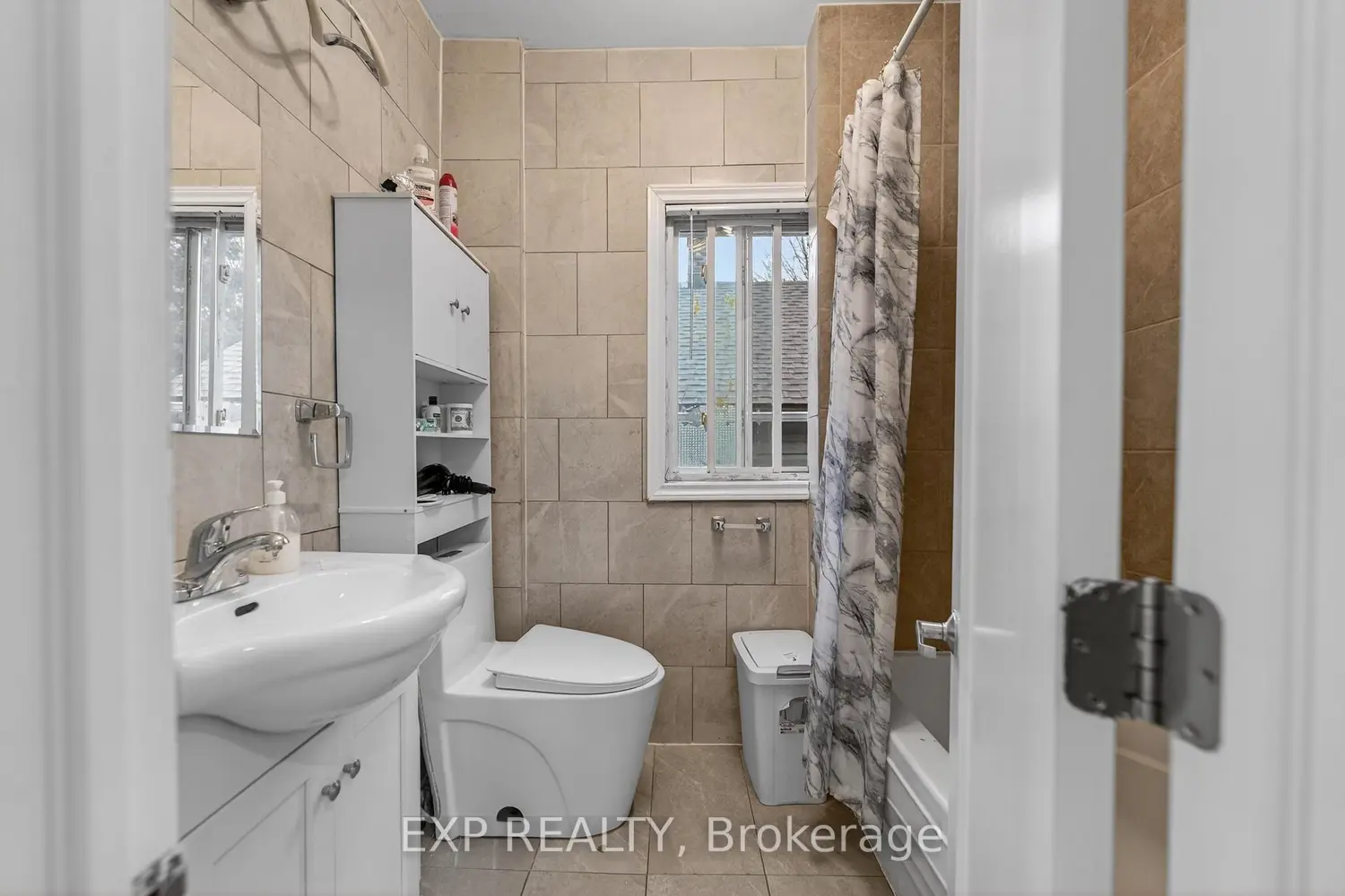 Additional image 7 of 4576 Fourth Avenue