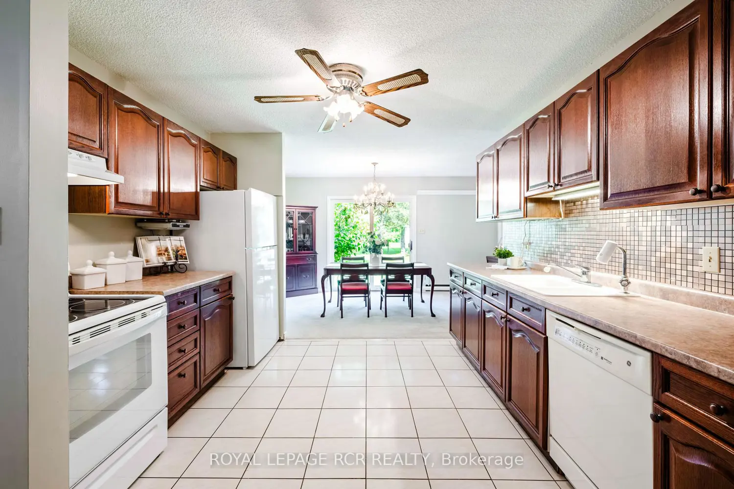 Additional image 4 of 2534 Highpoint Side Road