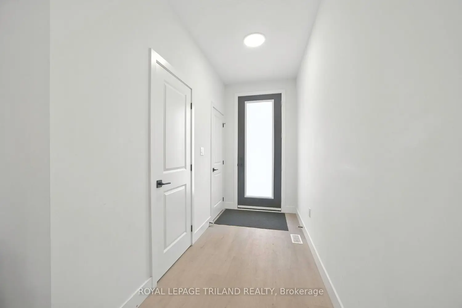 Additional image 3 of 1870 Aldersbrook Gate 28