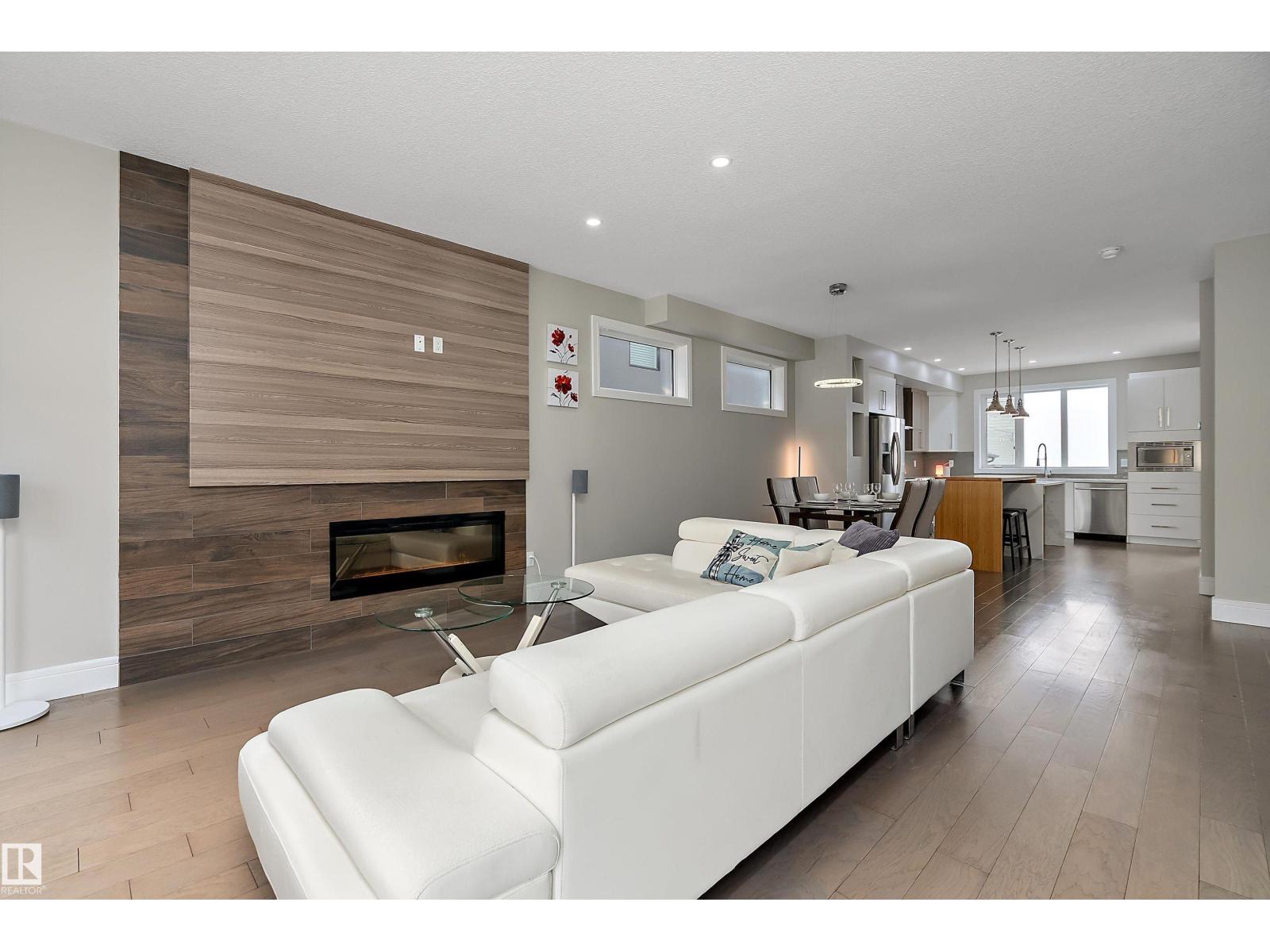 Additional image 5 of 11308 75 Avenue NW, Edmonton, AB, T6G0H5