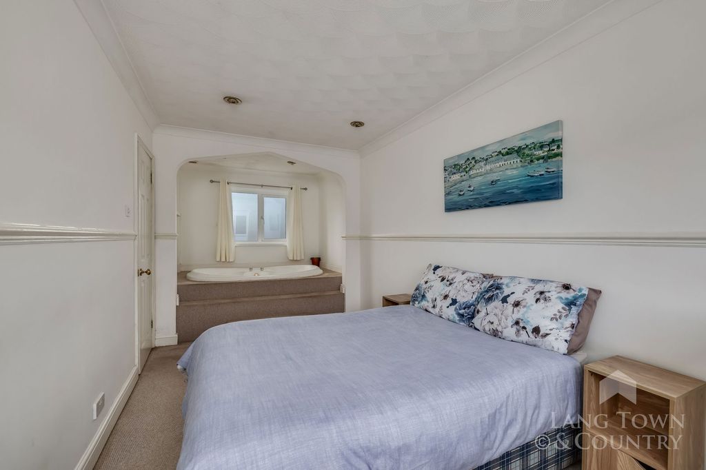 Additional image 8 of 4 bed detached house for saleRedwing Drive, Woolwell, Plymouth PL6