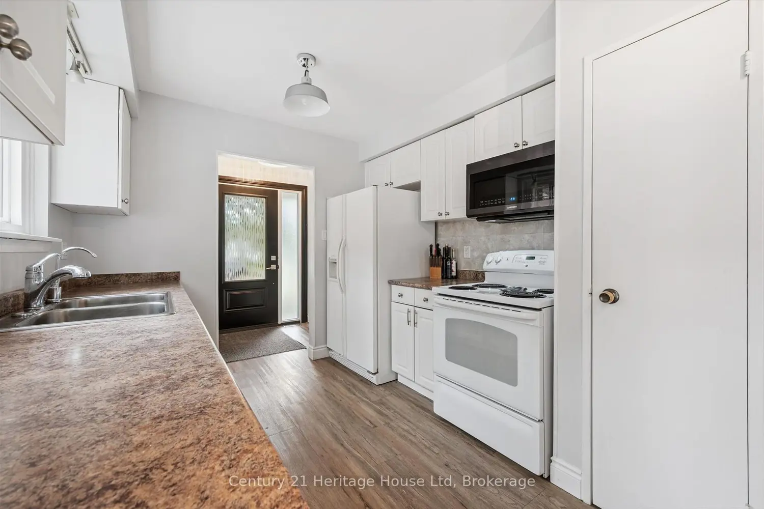 Additional image 4 of 378 West Acres Drive