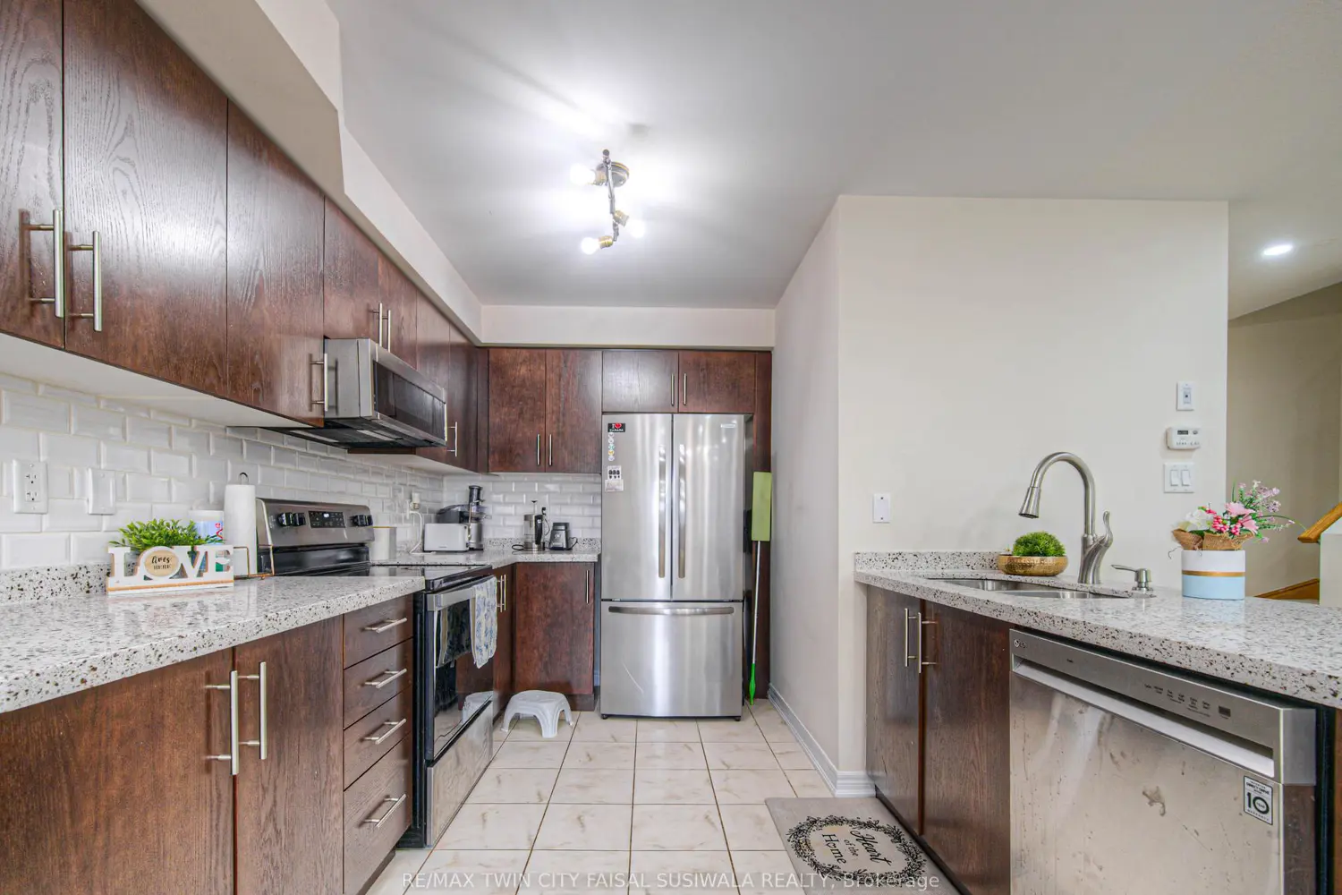 Additional image 6 of 755 Linden Drive 57