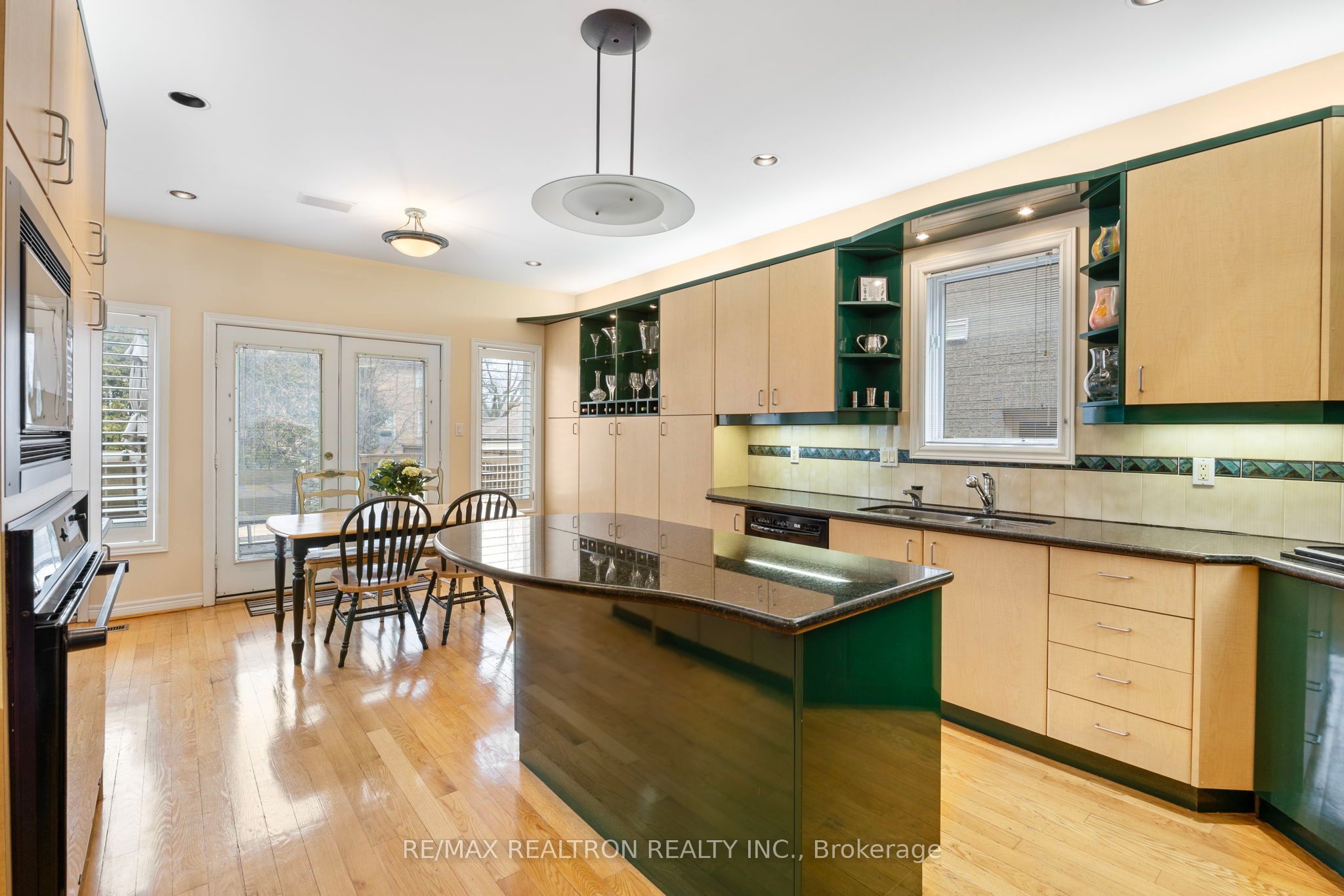 Additional image 6 of 110 Glen Park Avenue, Toronto, ON, M6B 2C5