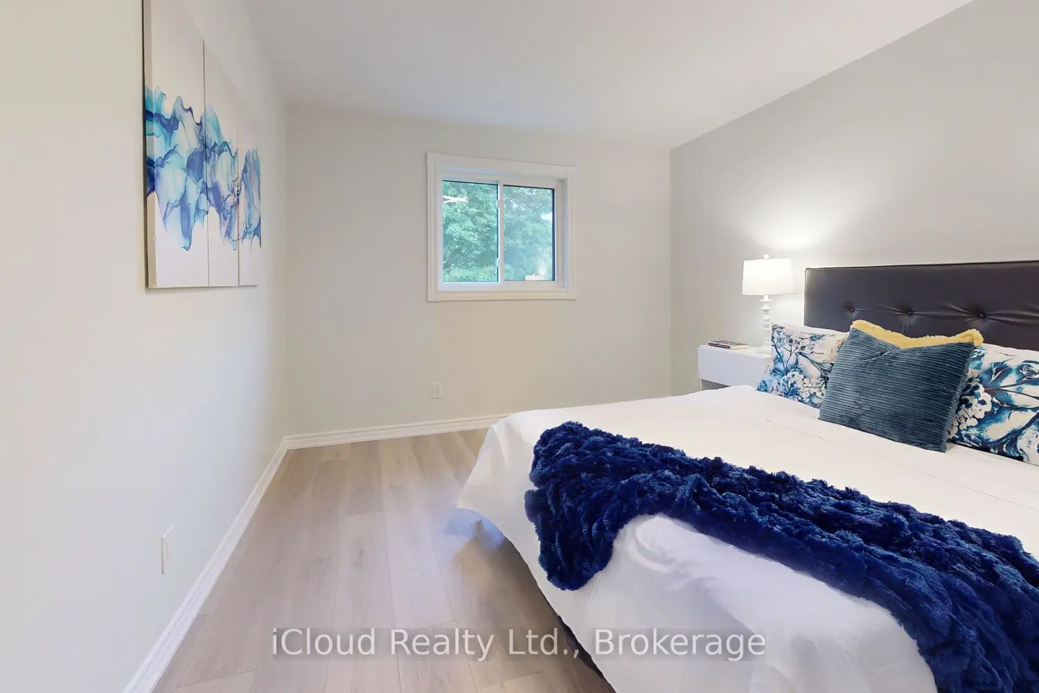 Additional image 11 of 27 Briarwood Drive