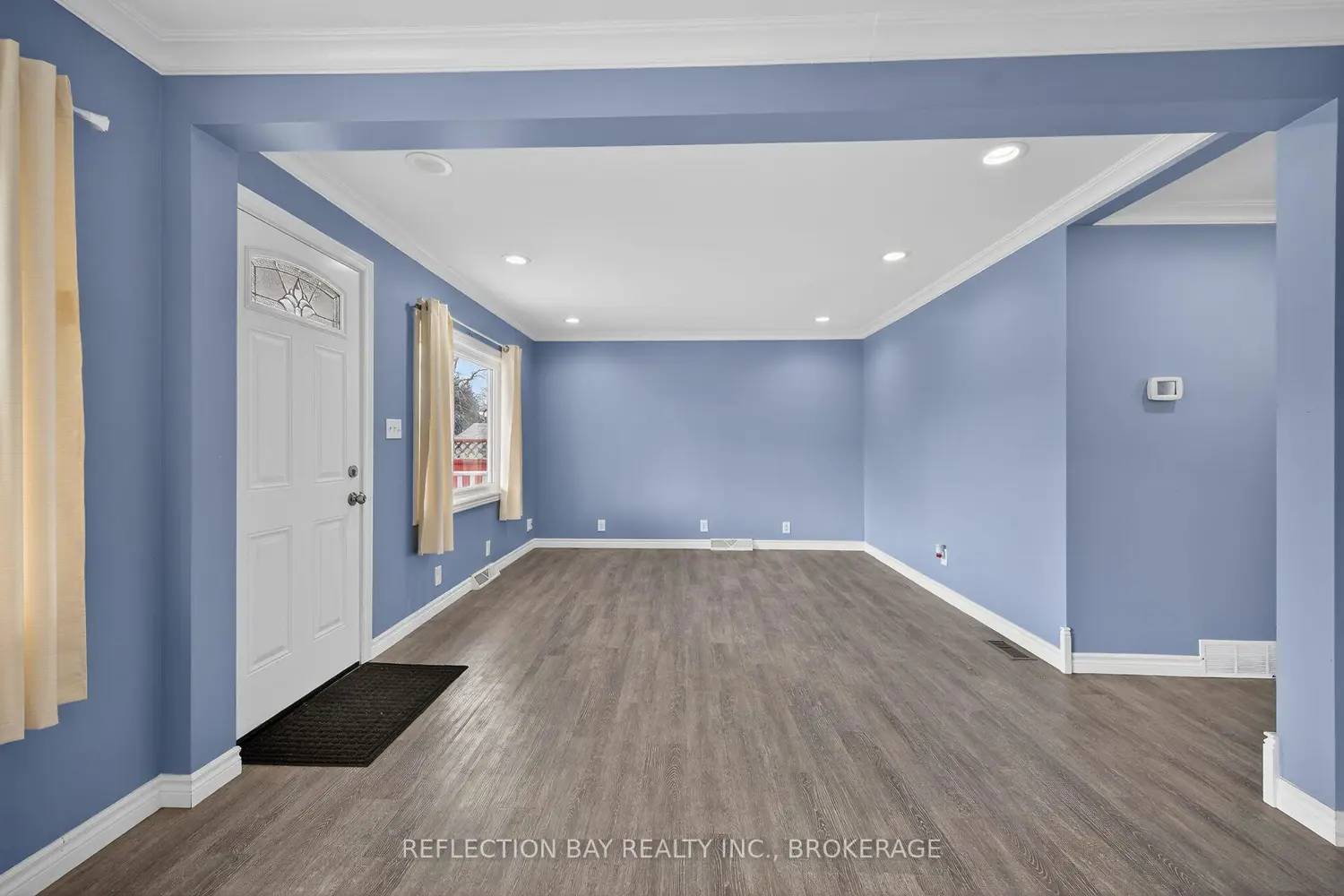 3794 Mathewson Avenue photo 4
