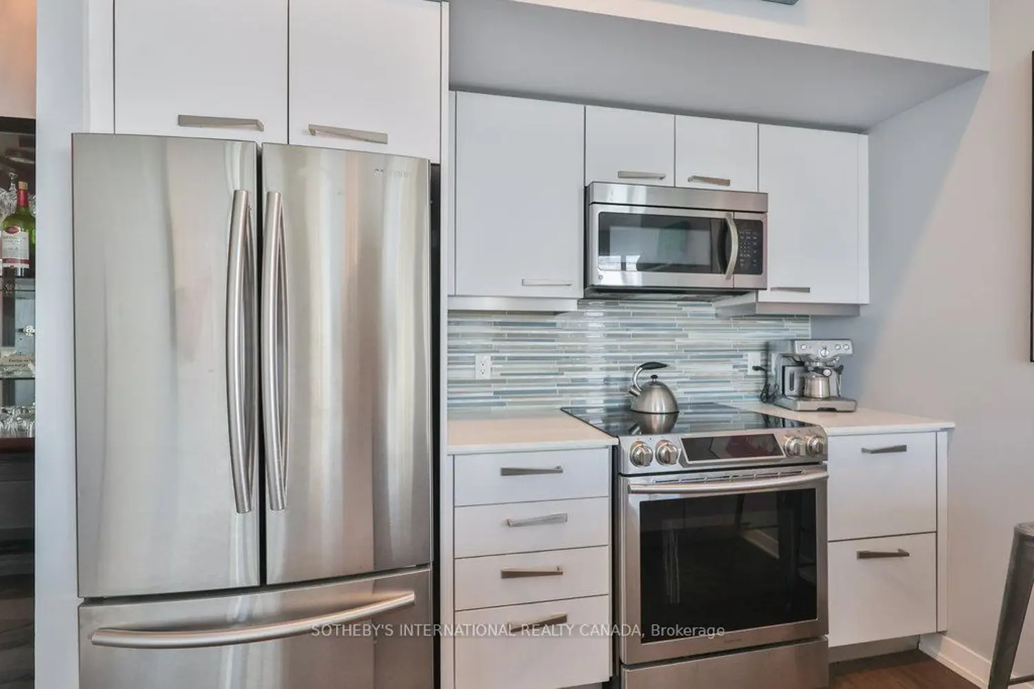 Additional image 5 of 2212 Lake Shore Boulevard 1803