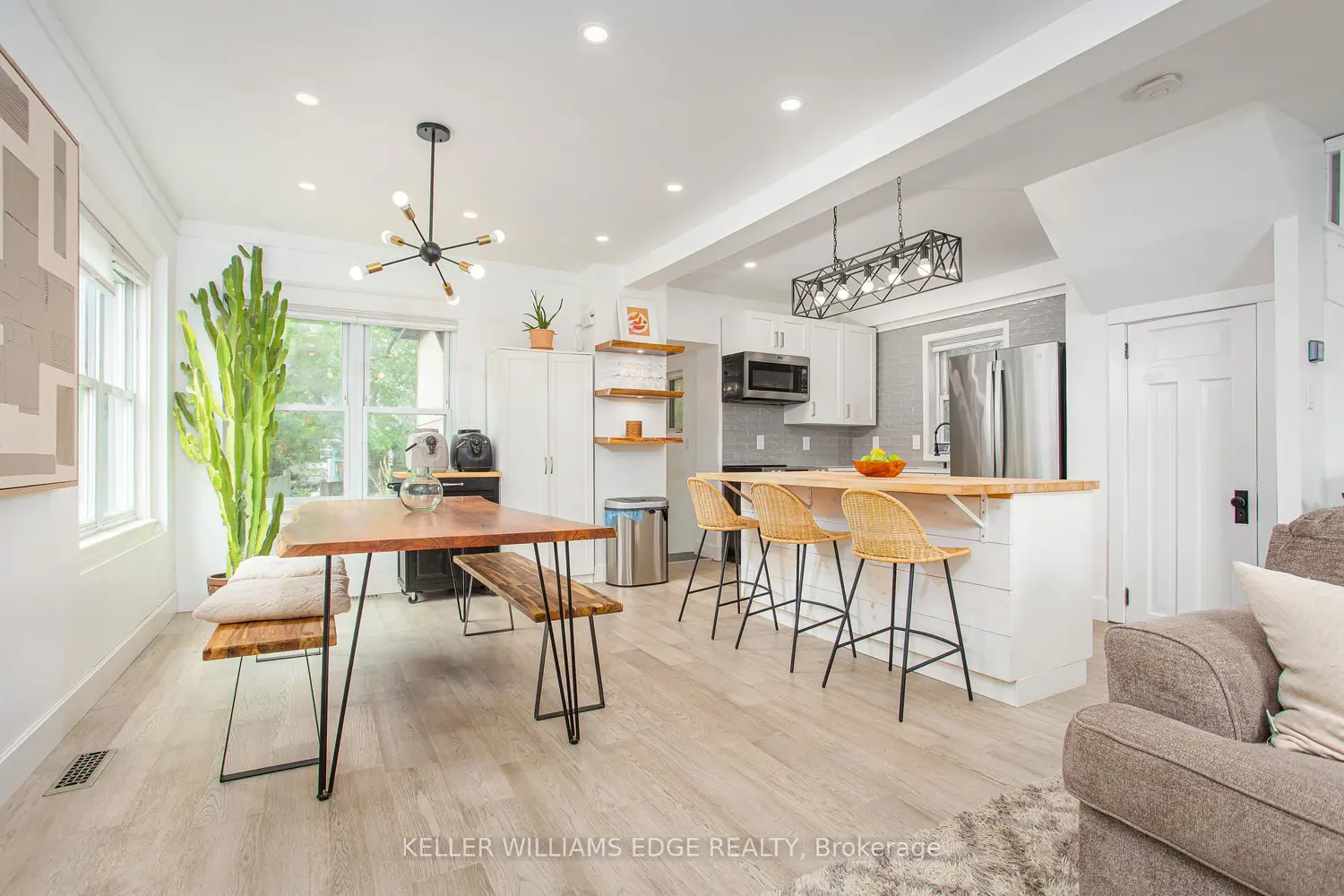 Additional image 6 of 826 Beach Boulevard