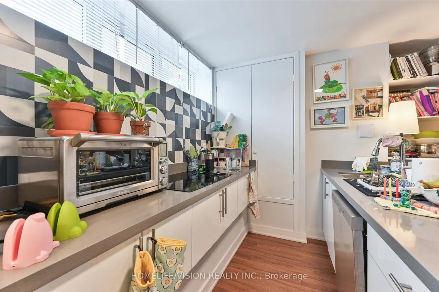 Additional image 3 of 400 Summerhill Avenue