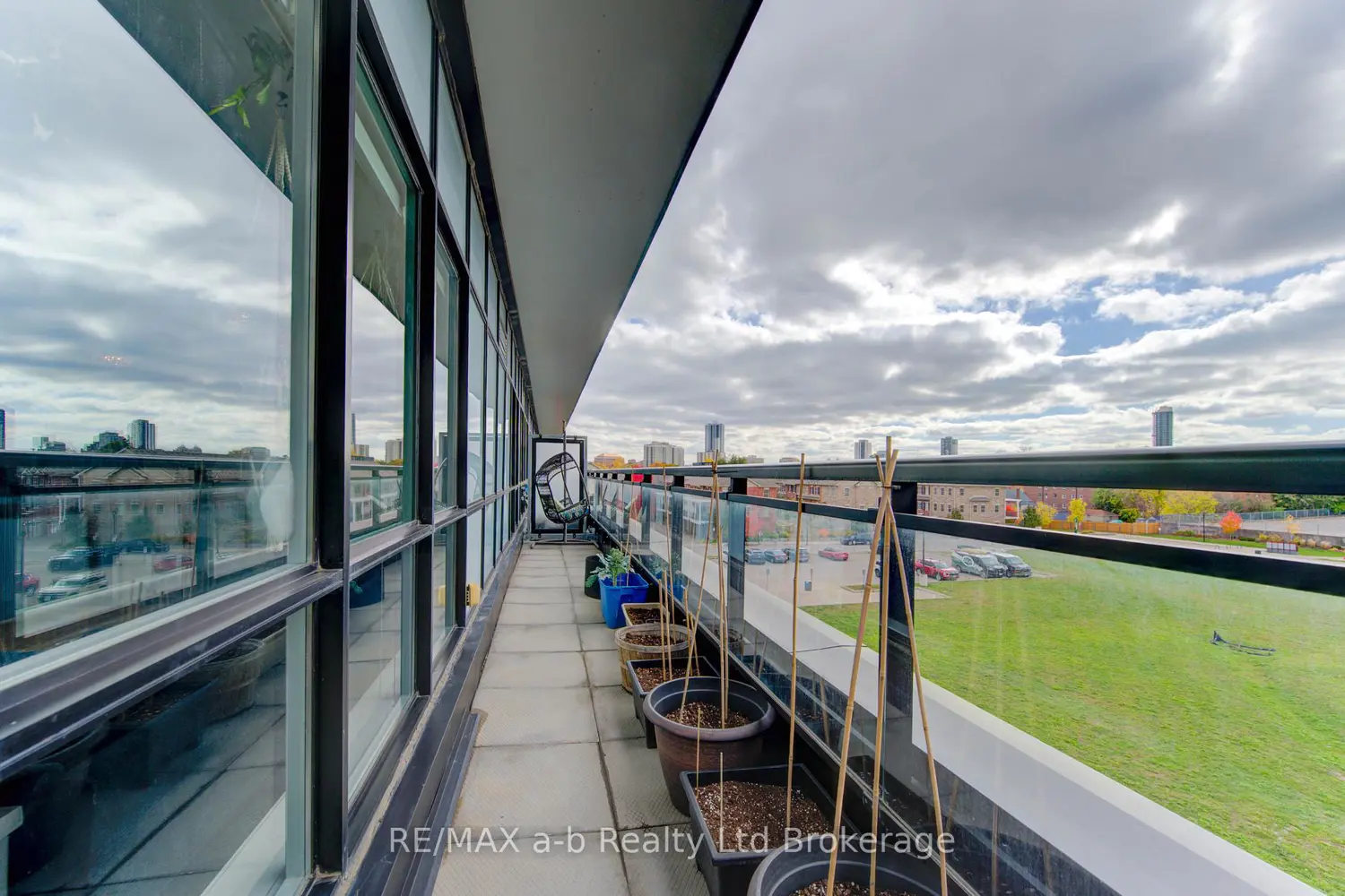 Additional image 11 of 155 St Leger Street 415