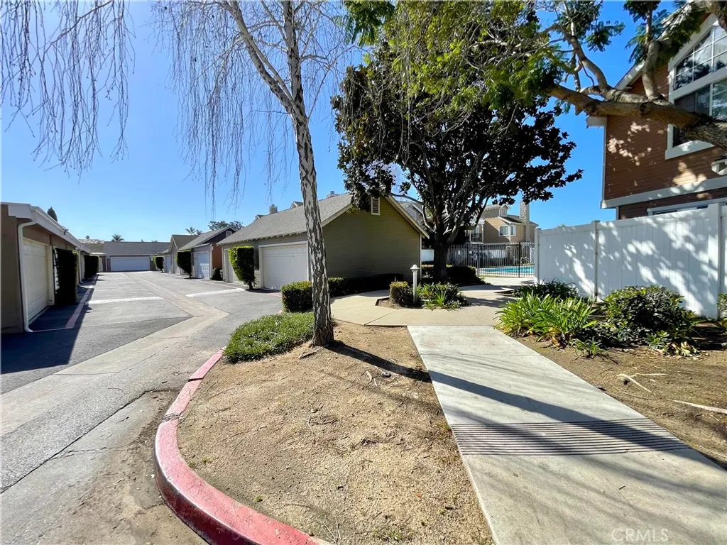 Additional image 17 of 2475 Village Green, Santa Maria, CA 93455