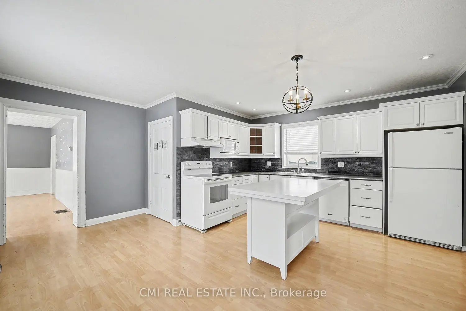 Additional image 4 of 76 Main Street