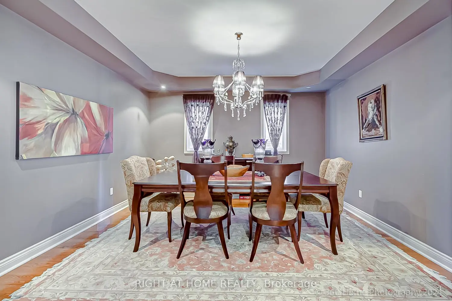 103 Oak Avenue photo 2