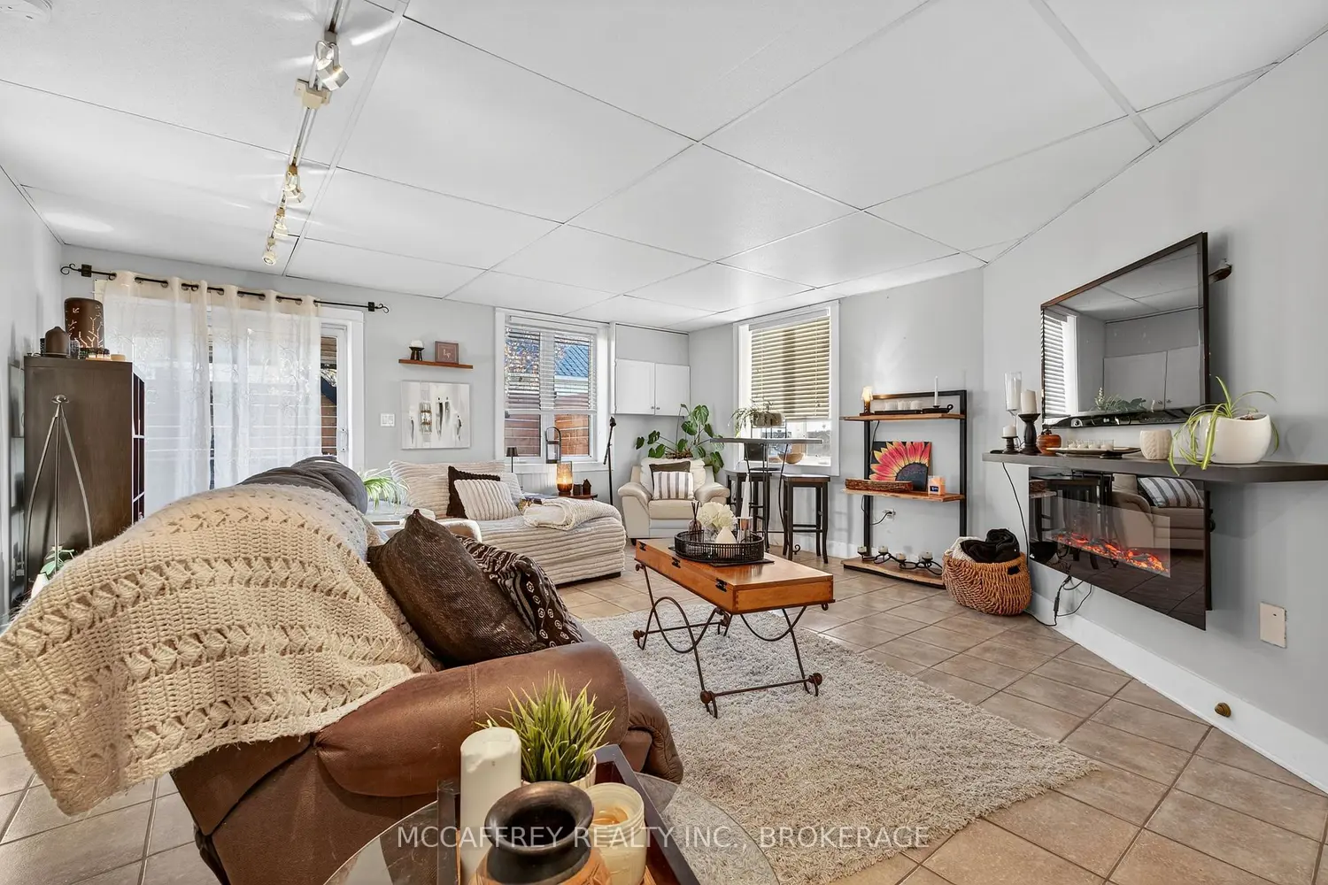 Additional image 10 of 45 Huron Street