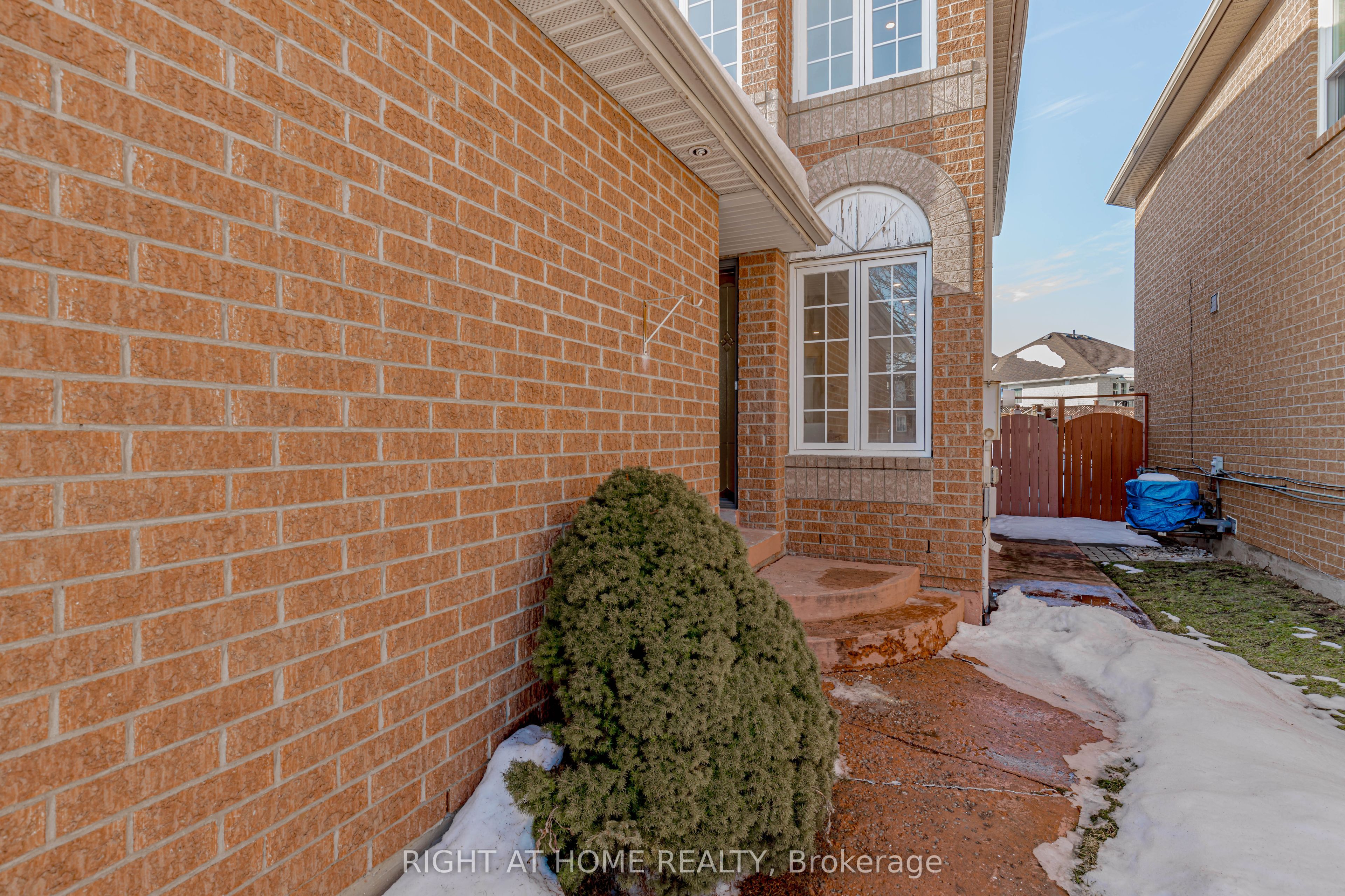 Additional image 5 of 21 Carabram Court, Brampton, ON, L6X 4M2