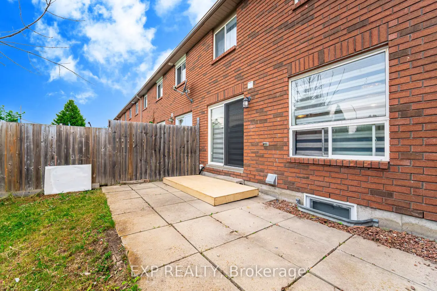 Additional image 19 of 145 Courtney Crescent