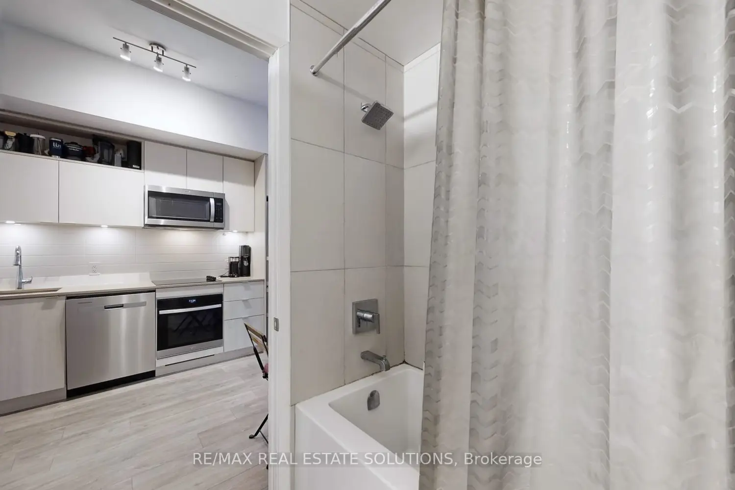 Additional image 14 of 135 Lower Sherbourne Street 1740