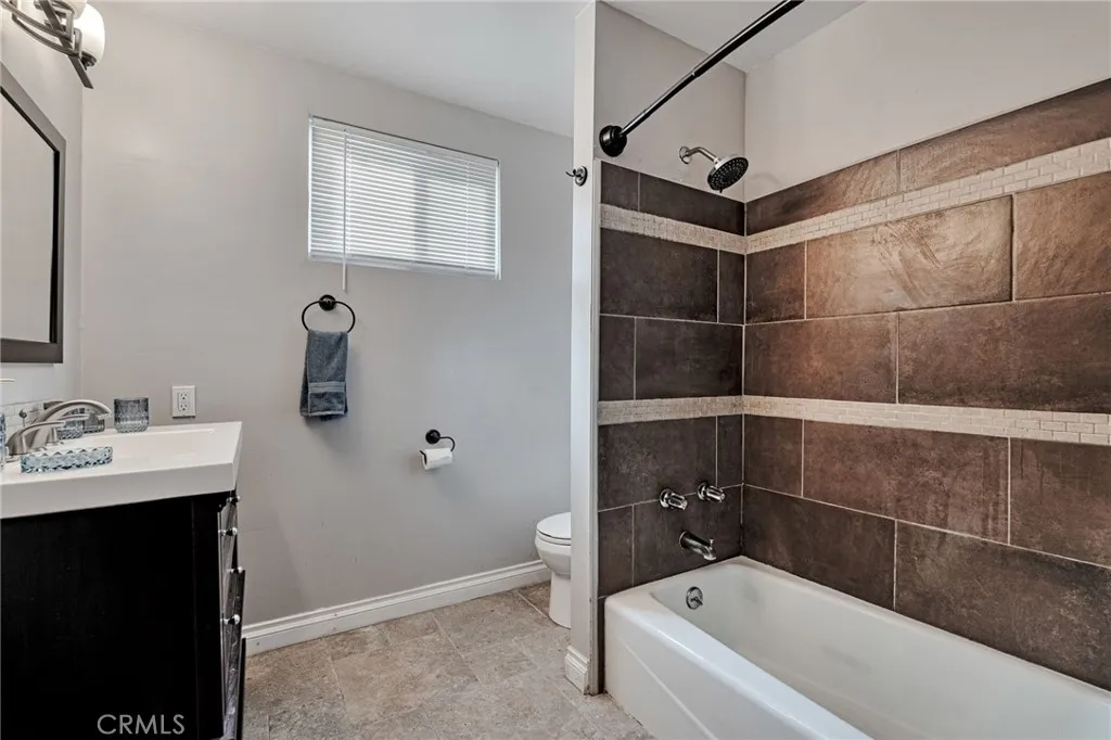 Additional image 21 of 70 W Claremont St, Pasadena, CA 91103