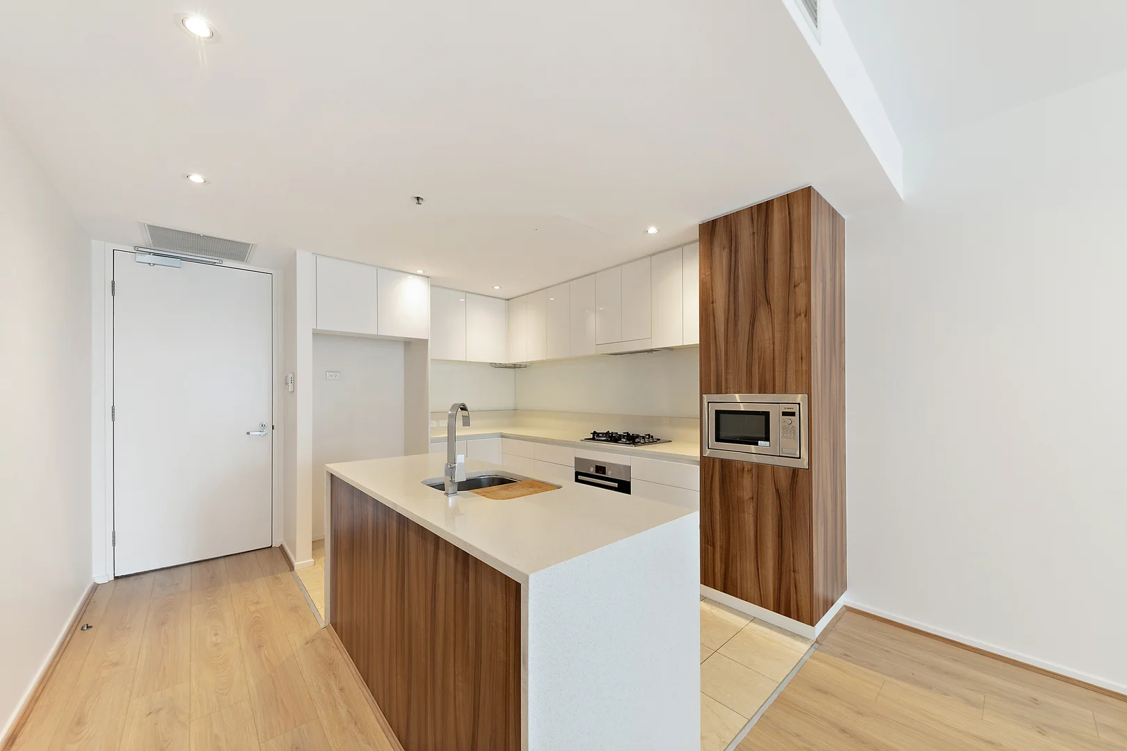 Additional image 5 of 603/240 Bunda Street, City ACT 2601