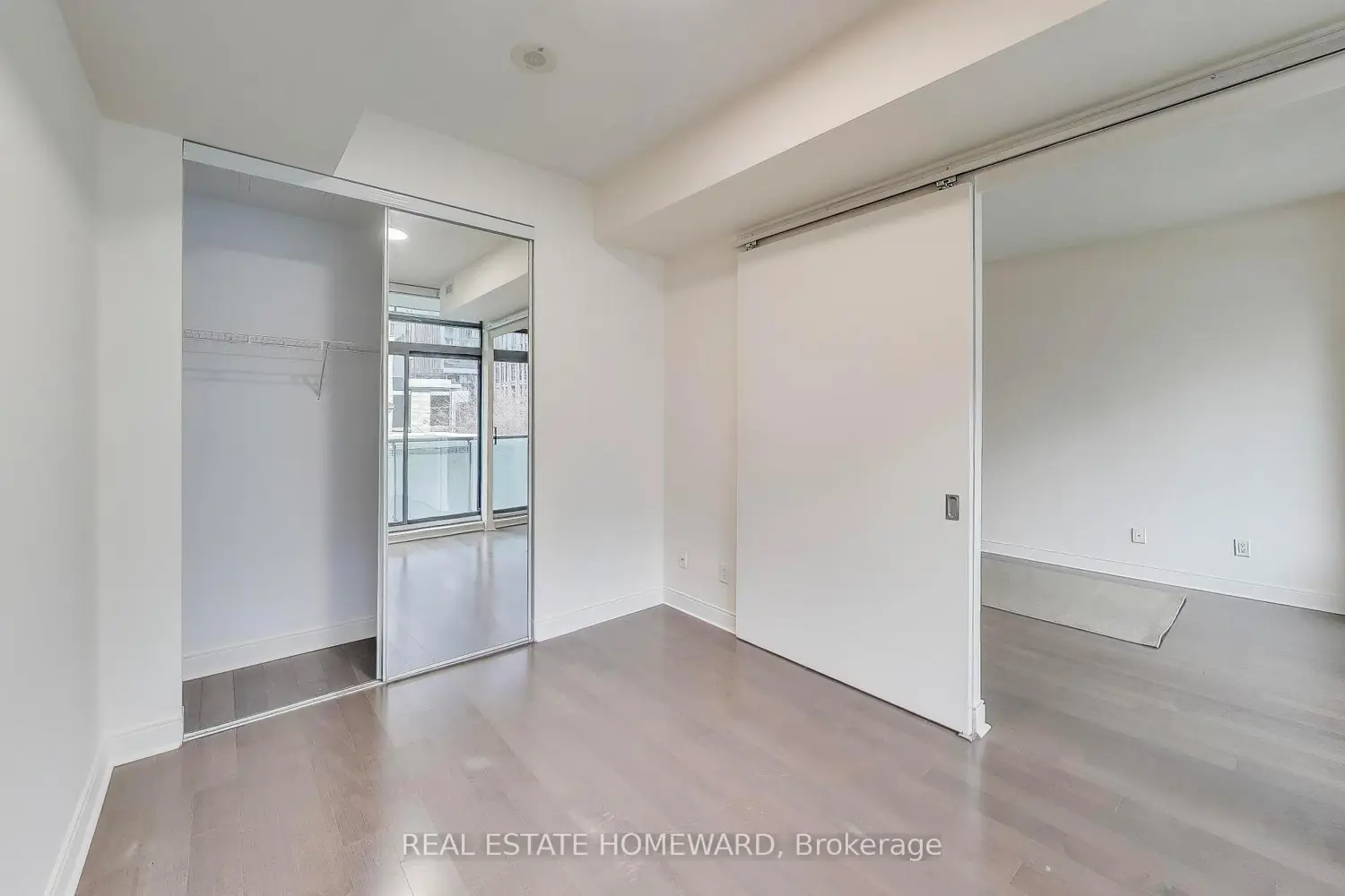 Additional image 7 of 21 Scollard Street 305