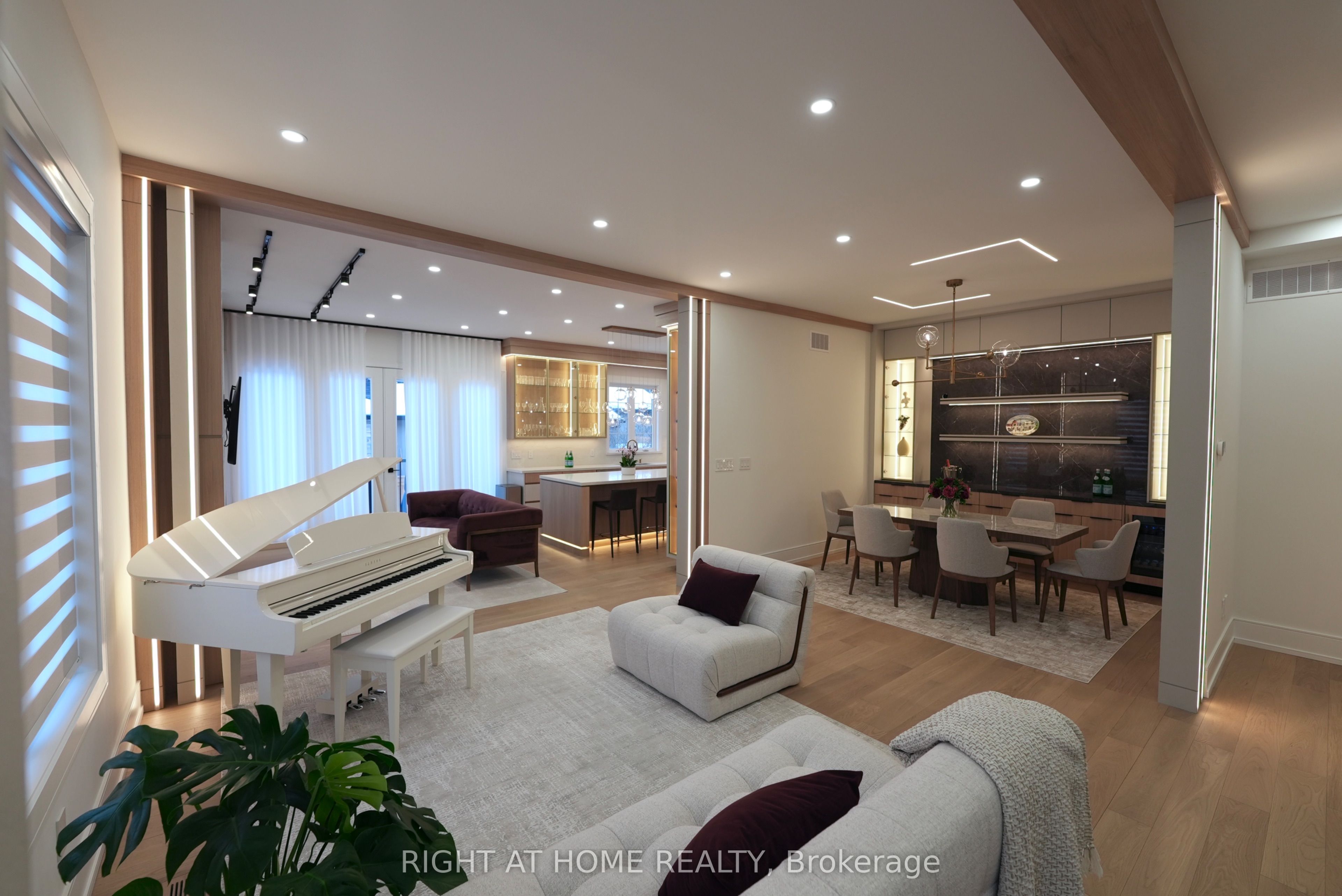 33 Thorndale Avenue, Toronto, ON, M8X 1W8