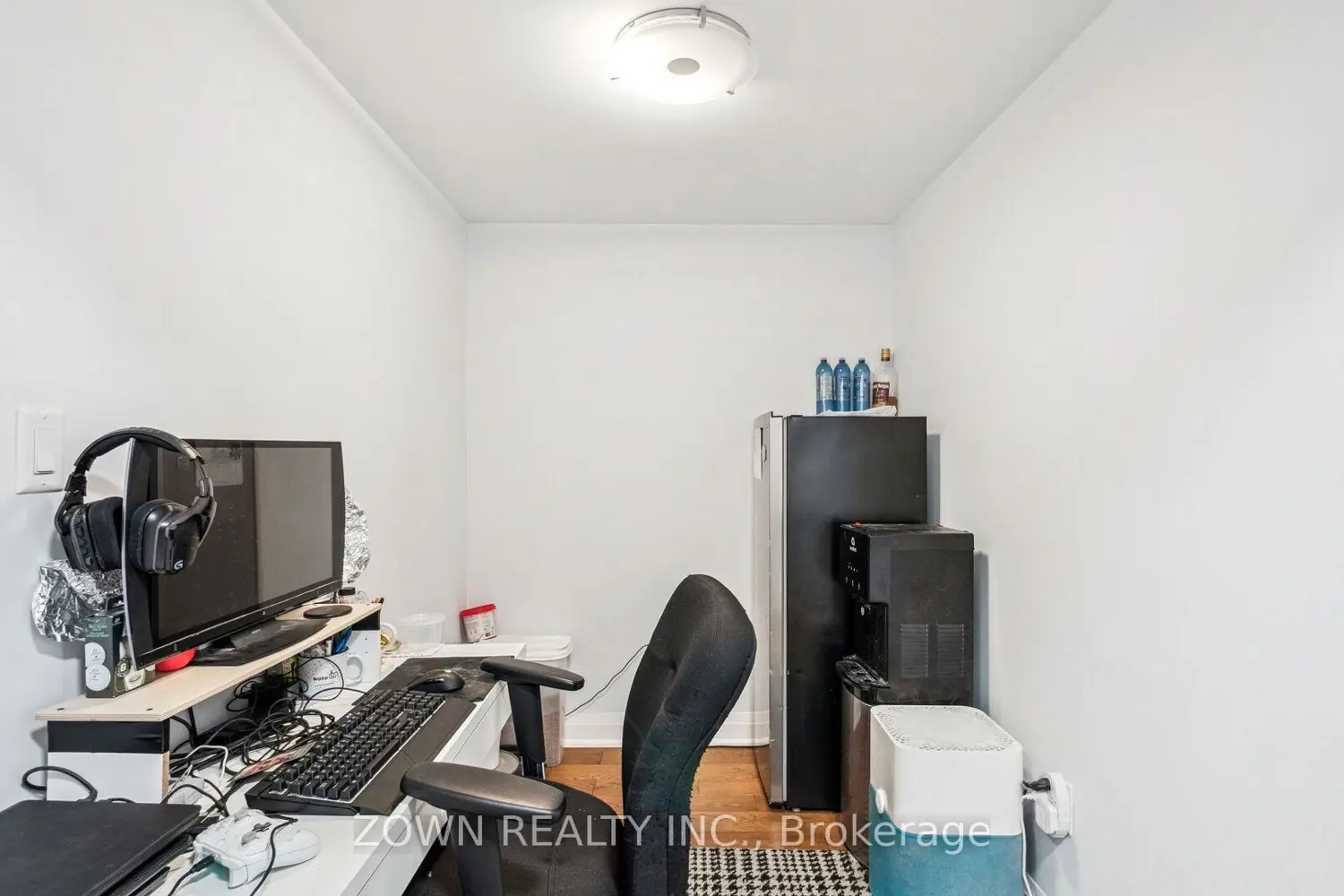 Additional image 16 of 1363 Neilson Road 32