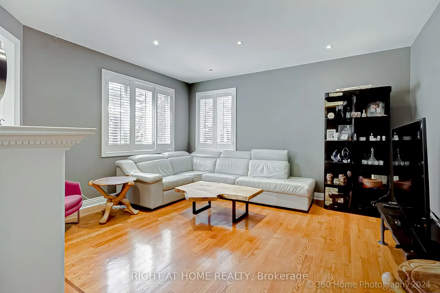 103 Oak Avenue photo 3
