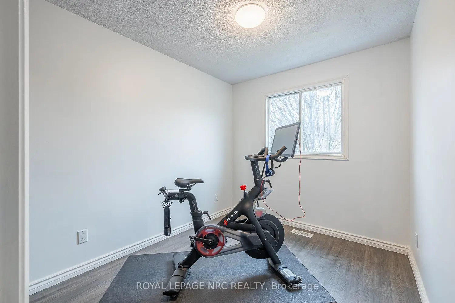 Additional image 9 of 8136 Coventry Road 63