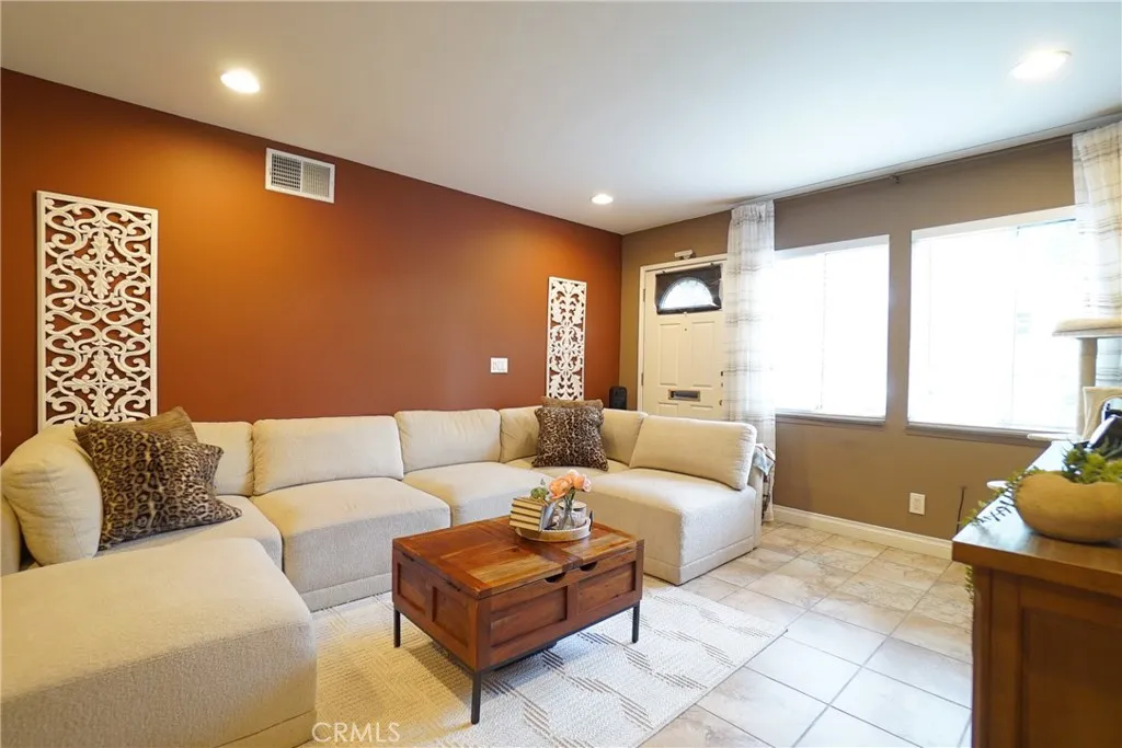 Additional image 9 of 1795 W Glenoaks Avenue, Anaheim, CA 92801