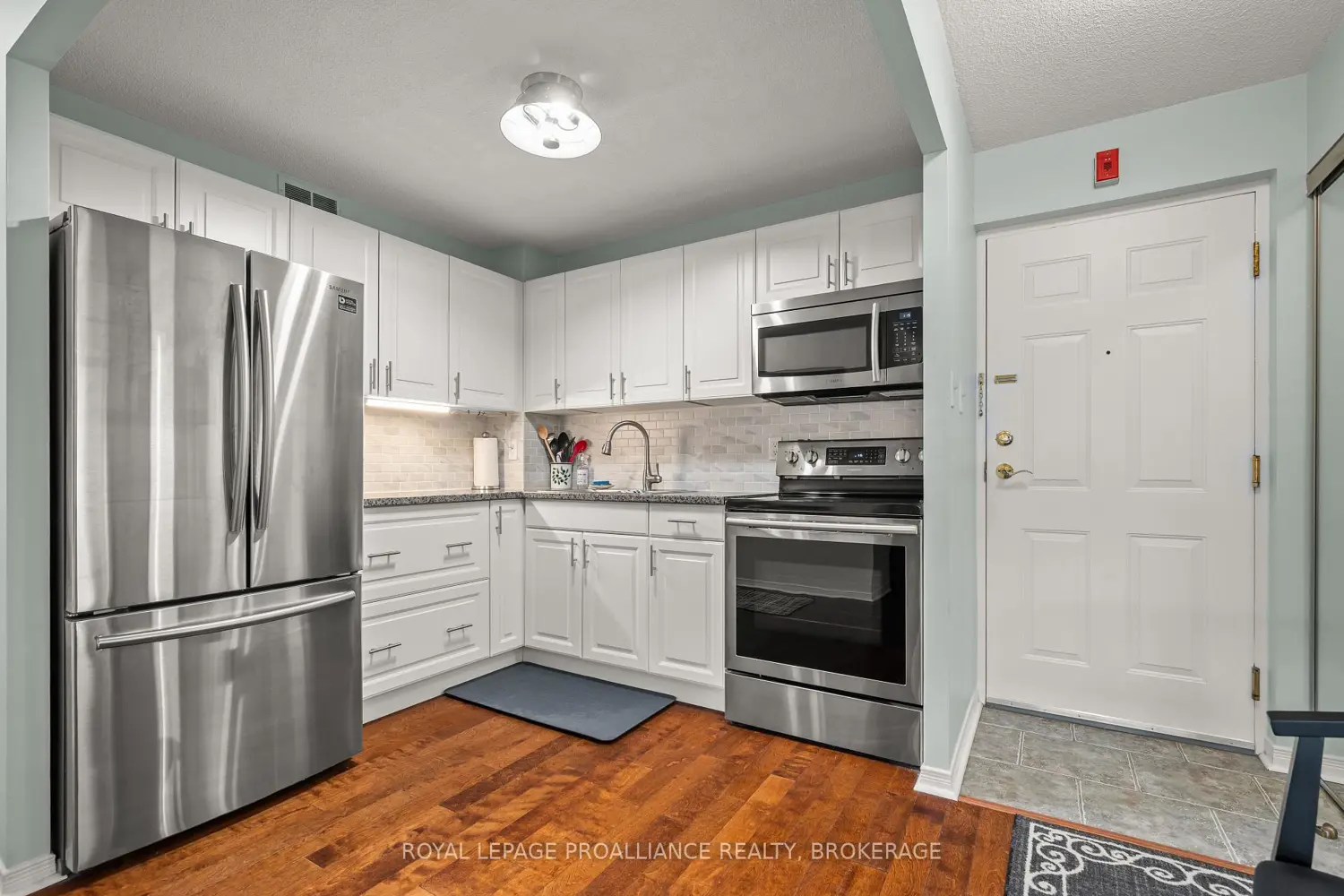 Additional image 8 of 14 Greenview Drive 505