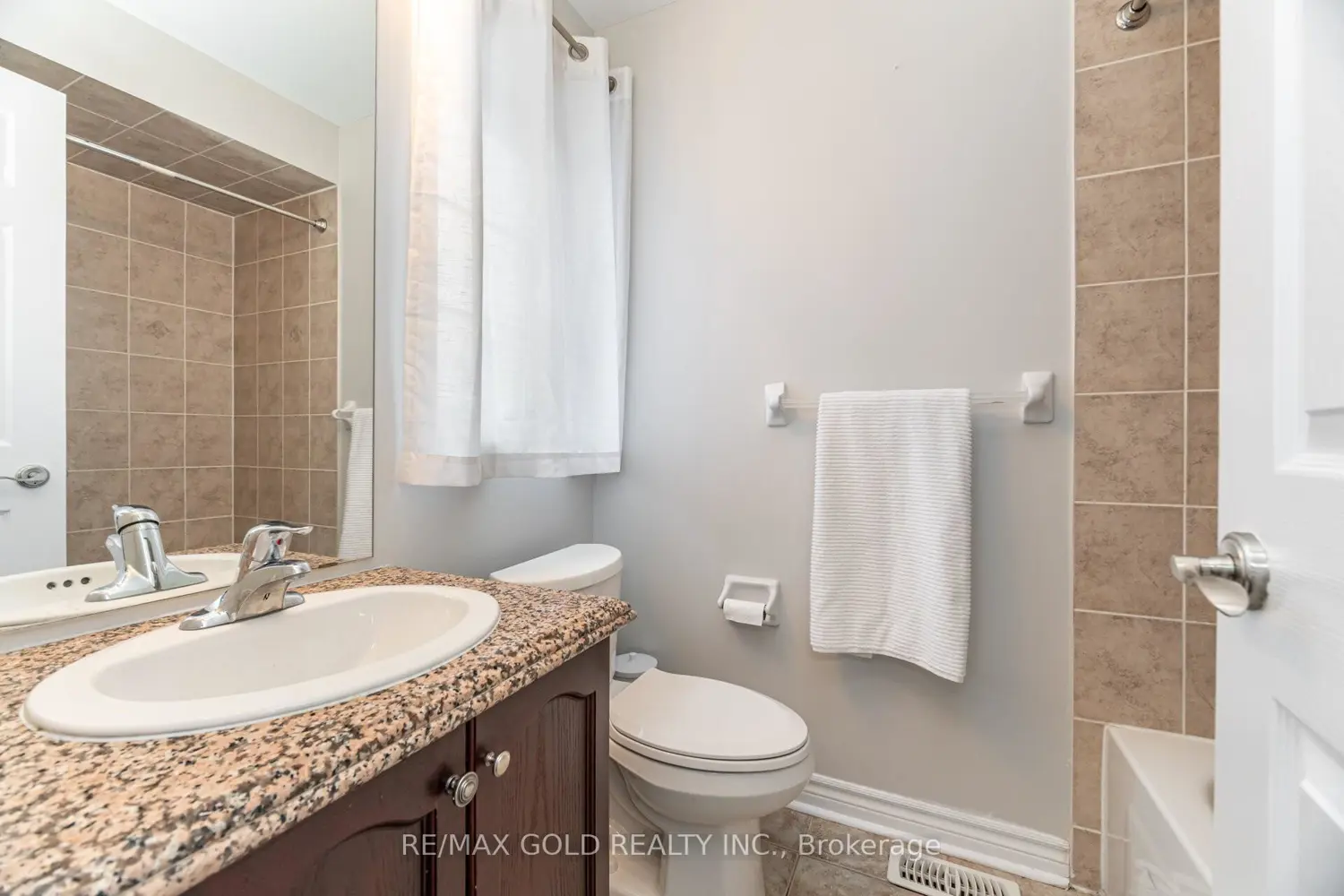 Additional image 11 of 15 Oakhaven Road