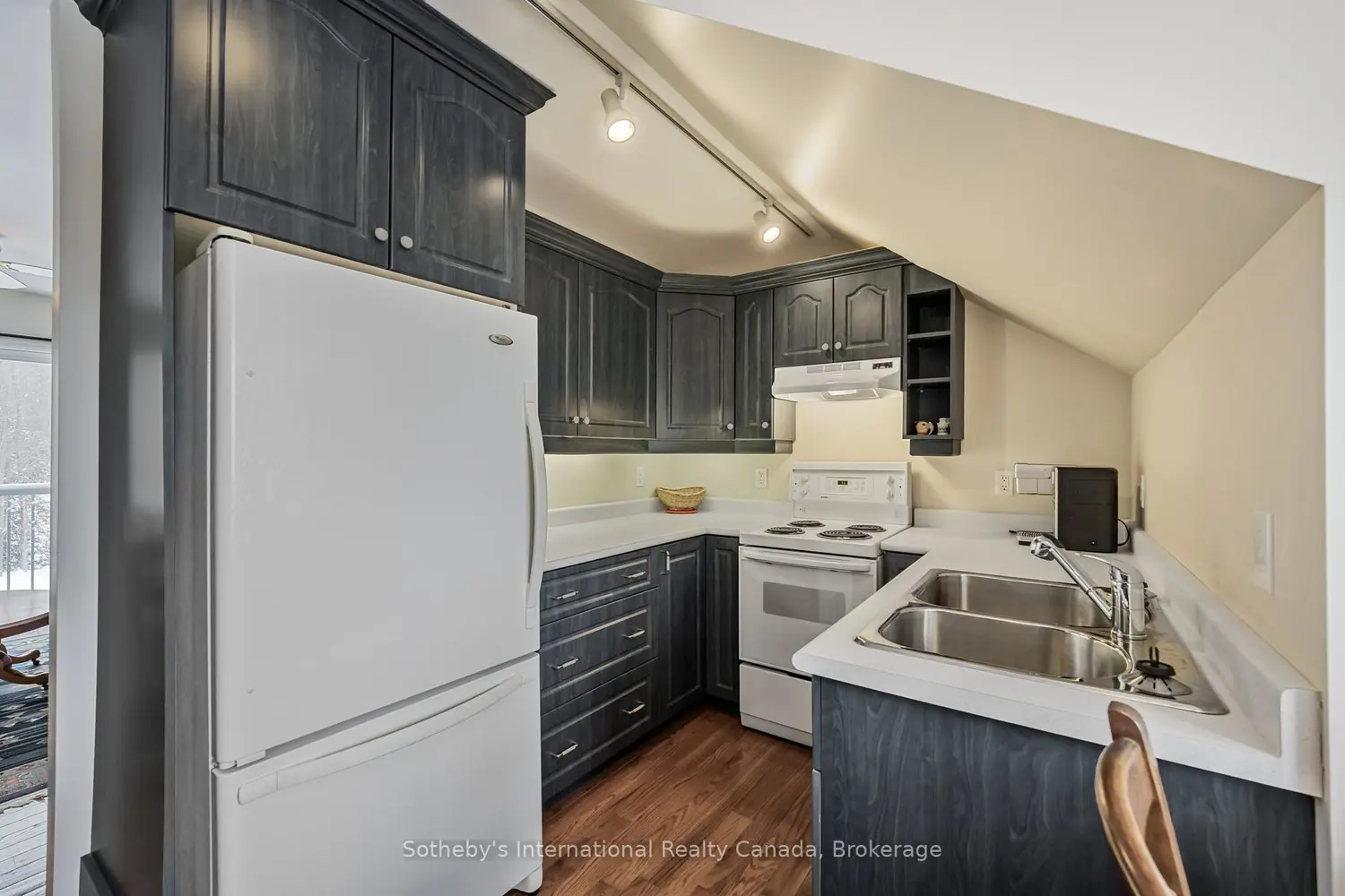 Additional image 6 of 679 Sandy Bay Road