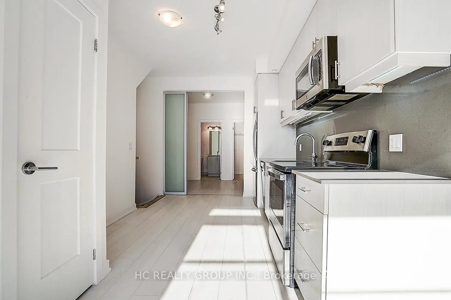 Additional image 8 of 57 Finch Avenue 31