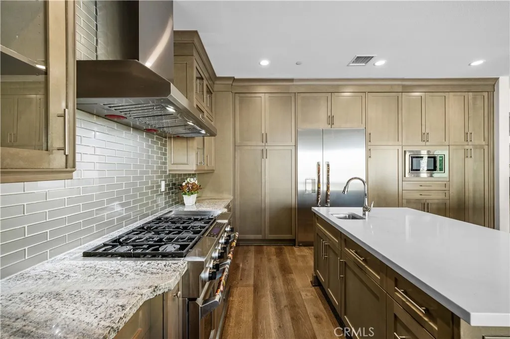 Additional image 13 of 127 Cruiser, Irvine, CA 92618