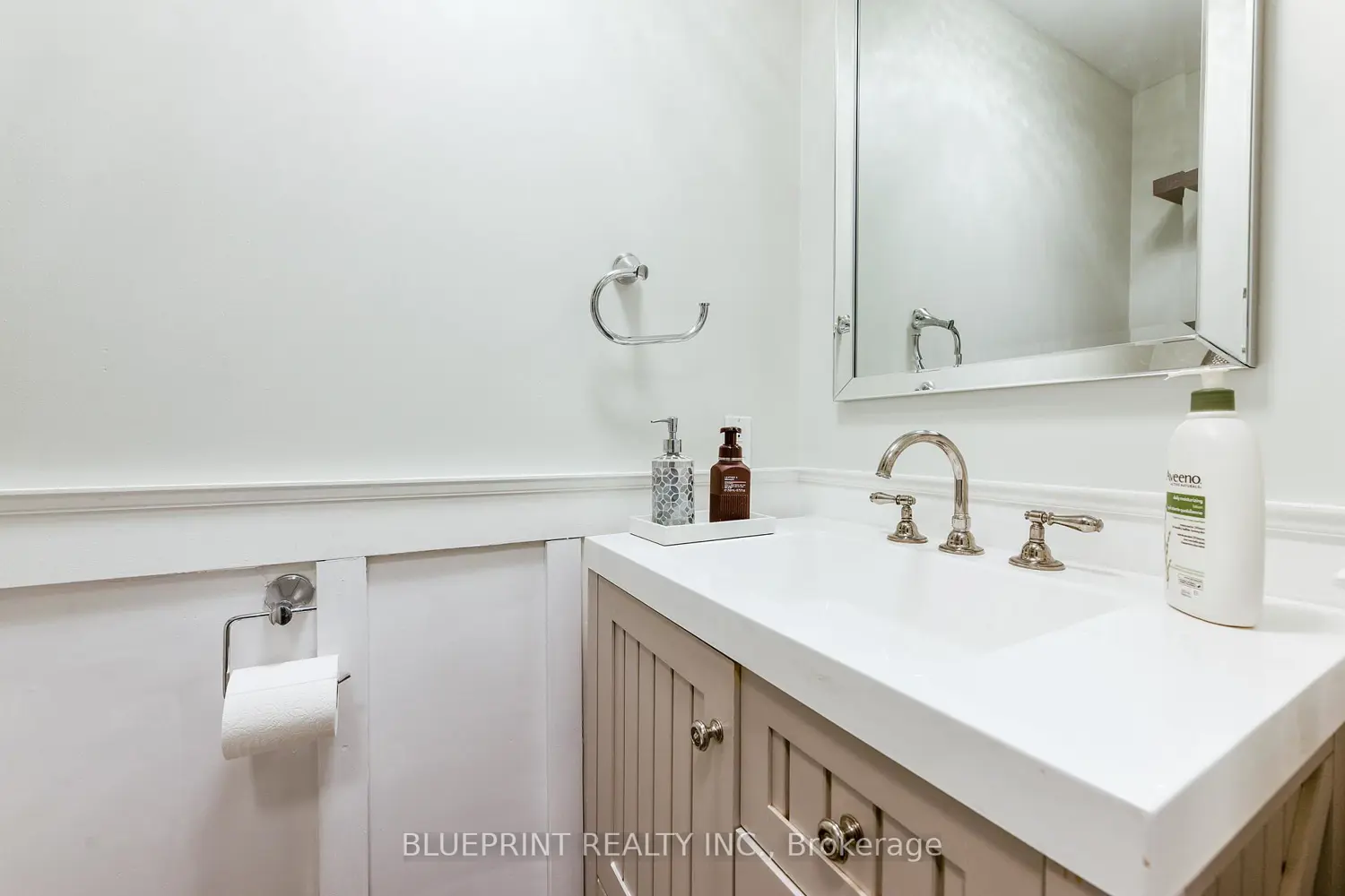 Additional image 17 of 812 Knotty Pine Grove