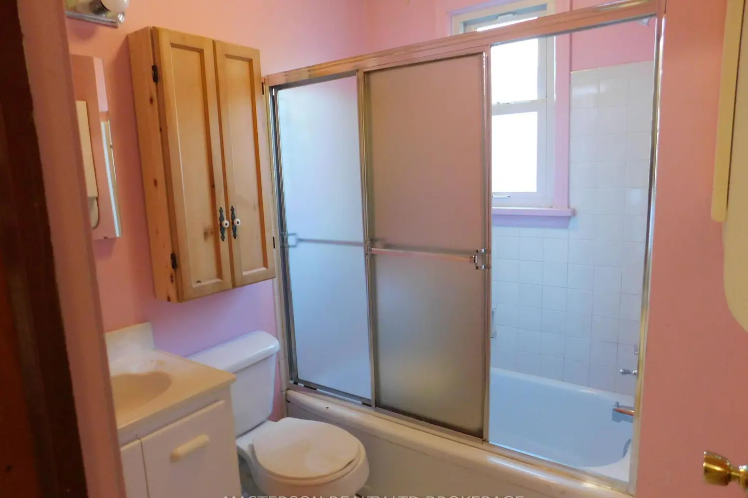 Additional image 5 of 4096 Dyson Avenue