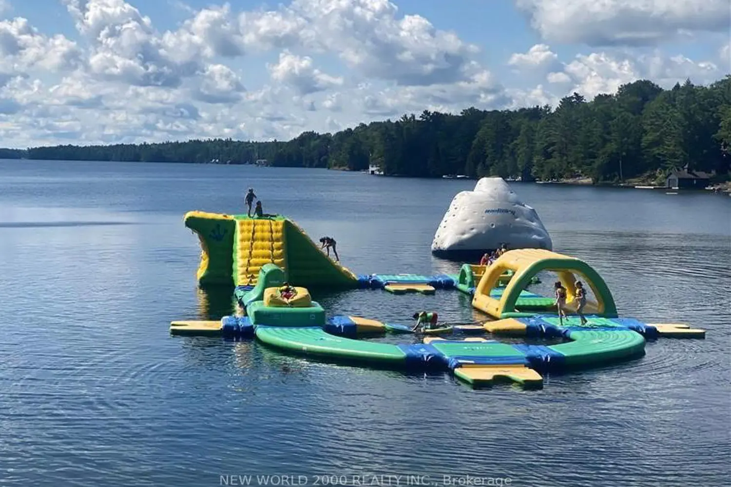 Additional image 11 of 302 Emerald Hills Court 12