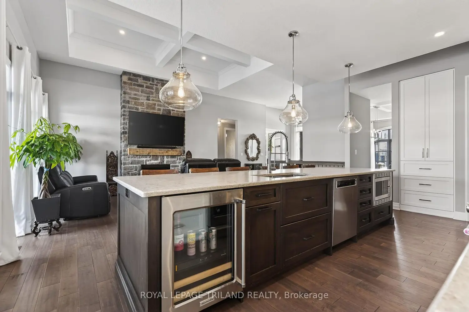 Additional image 5 of 9861 Glendon Drive 218