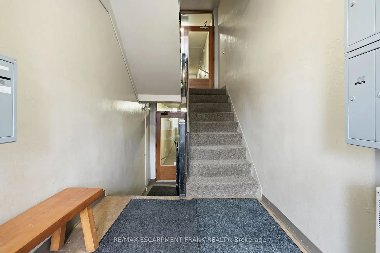 Additional image 9 of 60 Robinson Street 104