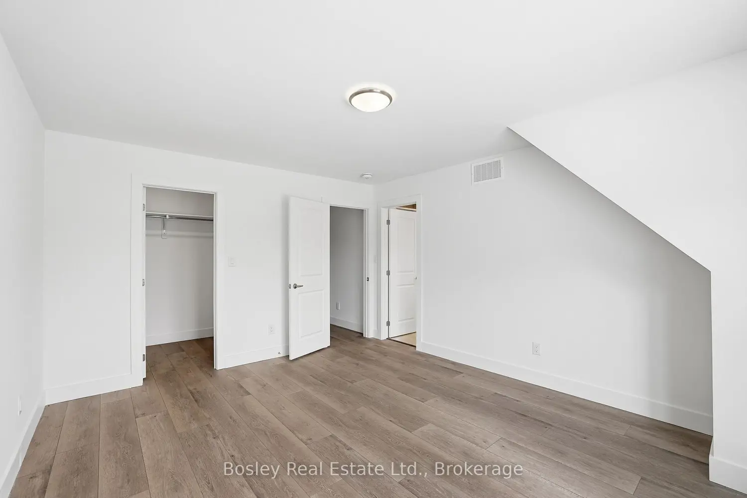 Additional image 7 of 130 White Oak Crescent