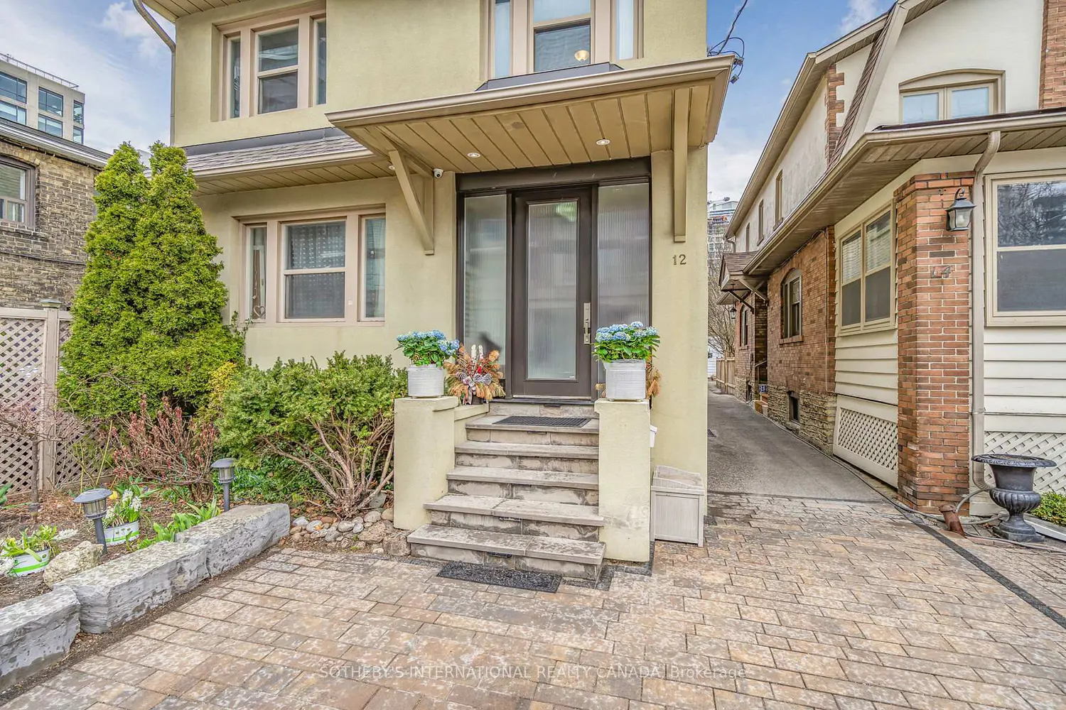 12 Belsize Drive