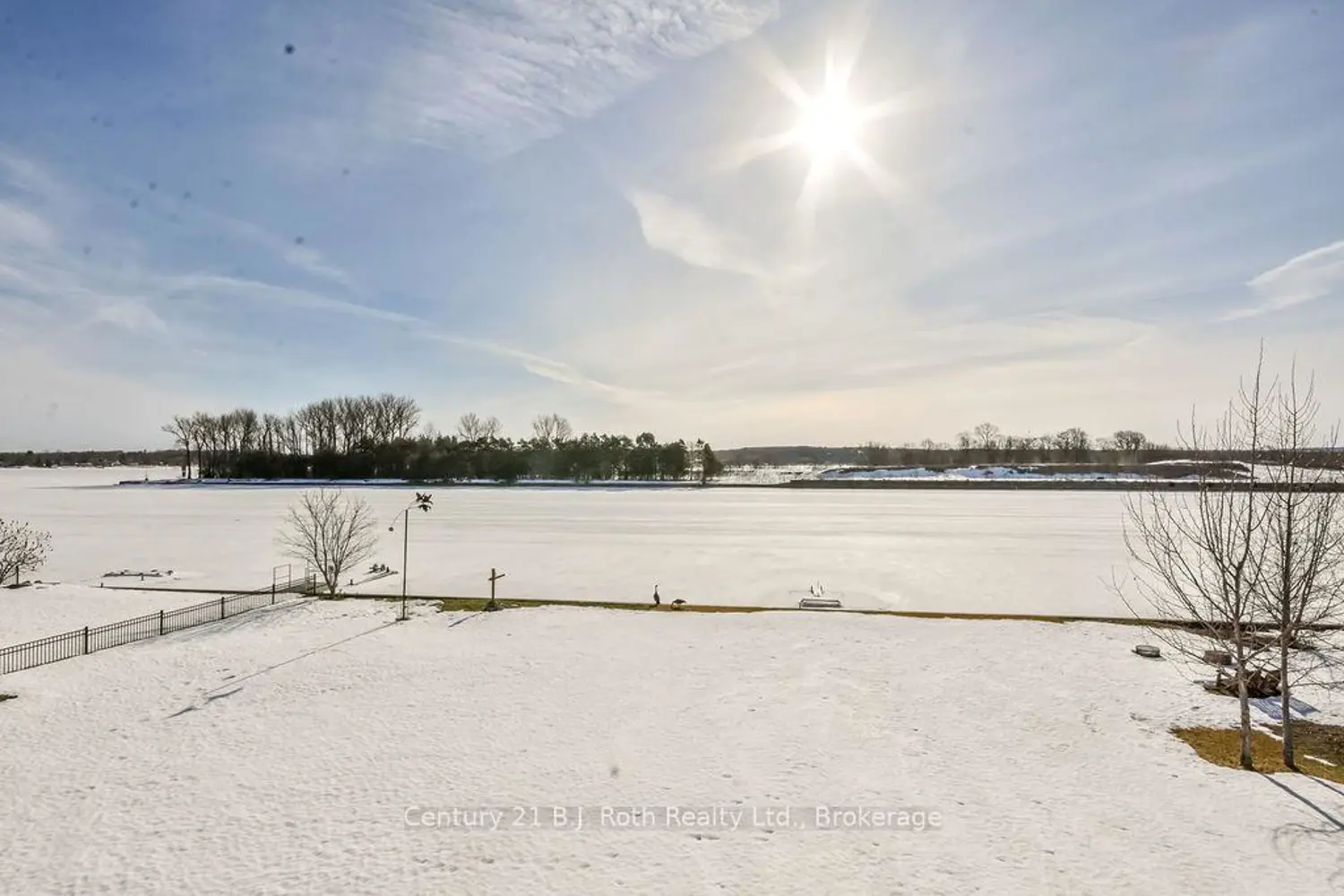 Additional image 16 of 53 Dock Lane 27