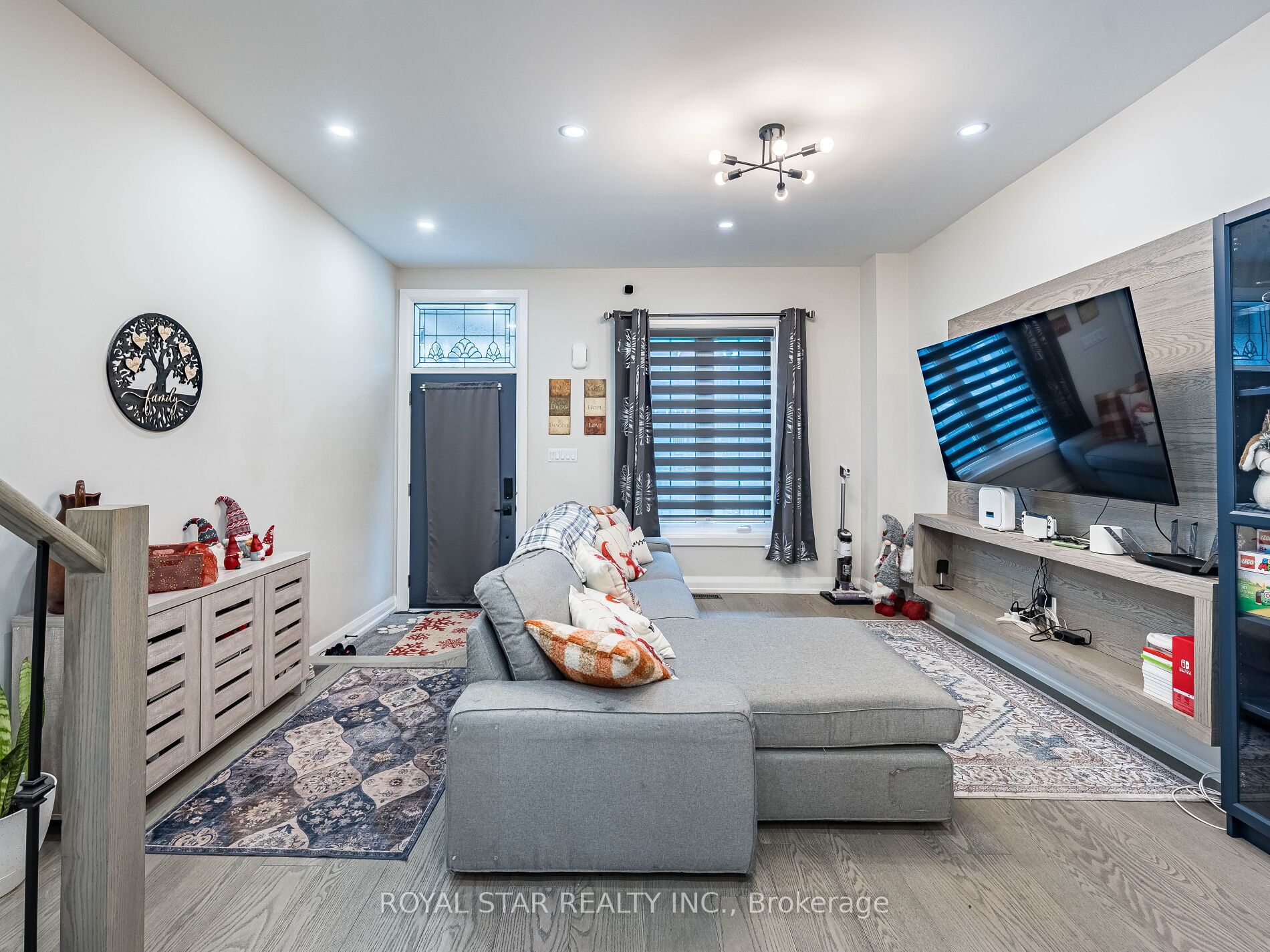 Additional image 6 of 74 Montrose Avenue, Toronto, ON, M6J 2T7