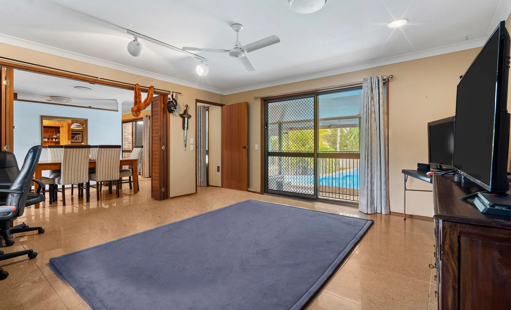 Additional image 4 of 38 Hillview Parade, Ashmore QLD 4214